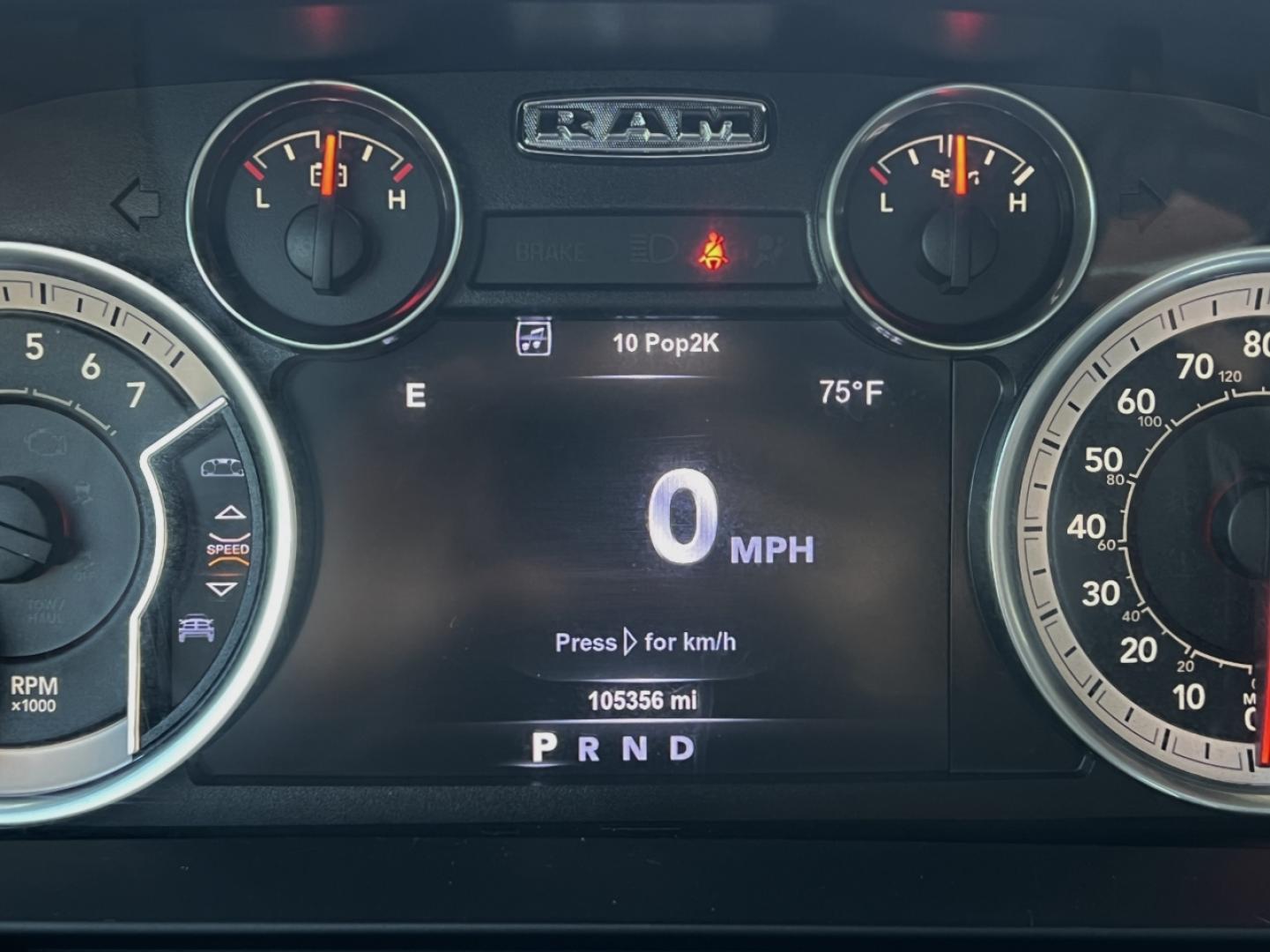 2017 WHITE /Black Leather RAM 2500 Laramie Crew Cab SWB 4WD (3C6UR5FJ2HG) with an 6.4L V8 engine, Automatic transmission, located at 2990 Old Orchard Rd., Jackson, MO, 63755, 37.354214, -89.612106 - 2017 Ram 2500 Heavy Duty Laramie 105xxx miles 4x4 6.4L V8 Automatic Leather Power/Heated/Cooled Seats Heated Rear Seats Heated Steering Wheel Backup Camera Bluetooth Cruise Power Windows/Locks/Mirrors We have financing available and we accept trades! Fill out a credit application on our - Photo#23