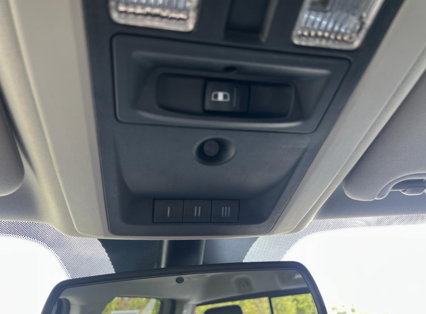 2017 WHITE /Black Leather RAM 2500 Laramie Crew Cab SWB 4WD (3C6UR5FJ2HG) with an 6.4L V8 engine, Automatic transmission, located at 2990 Old Orchard Rd., Jackson, MO, 63755, 37.354214, -89.612106 - 2017 Ram 2500 Heavy Duty Laramie 105xxx miles 4x4 6.4L V8 Automatic Leather Power/Heated/Cooled Seats Heated Rear Seats Heated Steering Wheel Backup Camera Bluetooth Cruise Power Windows/Locks/Mirrors We have financing available and we accept trades! Fill out a credit application on our - Photo#31