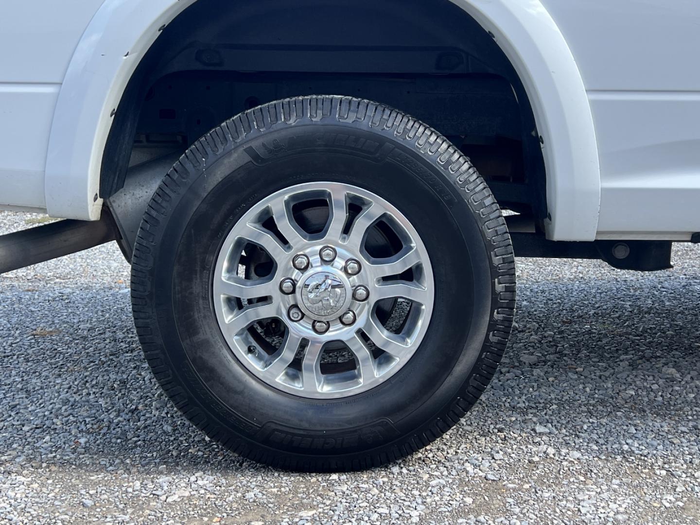 2017 WHITE /Black Leather RAM 2500 Laramie Crew Cab SWB 4WD (3C6UR5FJ2HG) with an 6.4L V8 engine, Automatic transmission, located at 2990 Old Orchard Rd., Jackson, MO, 63755, 37.354214, -89.612106 - 2017 Ram 2500 Heavy Duty Laramie 105xxx miles 4x4 6.4L V8 Automatic Leather Power/Heated/Cooled Seats Heated Rear Seats Heated Steering Wheel Backup Camera Bluetooth Cruise Power Windows/Locks/Mirrors We have financing available and we accept trades! Fill out a credit application on our - Photo#38