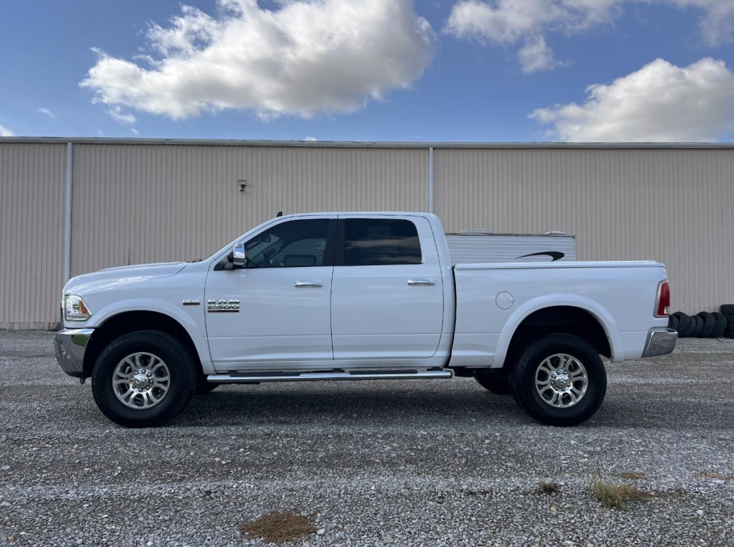 2017 WHITE /Black Leather RAM 2500 Laramie Crew Cab SWB 4WD (3C6UR5FJ2HG) with an 6.4L V8 engine, Automatic transmission, located at 2990 Old Orchard Rd., Jackson, MO, 63755, 37.354214, -89.612106 - 2017 Ram 2500 Heavy Duty Laramie 105xxx miles 4x4 6.4L V8 Automatic Leather Power/Heated/Cooled Seats Heated Rear Seats Heated Steering Wheel Backup Camera Bluetooth Cruise Power Windows/Locks/Mirrors We have financing available and we accept trades! Fill out a credit application on our - Photo#8