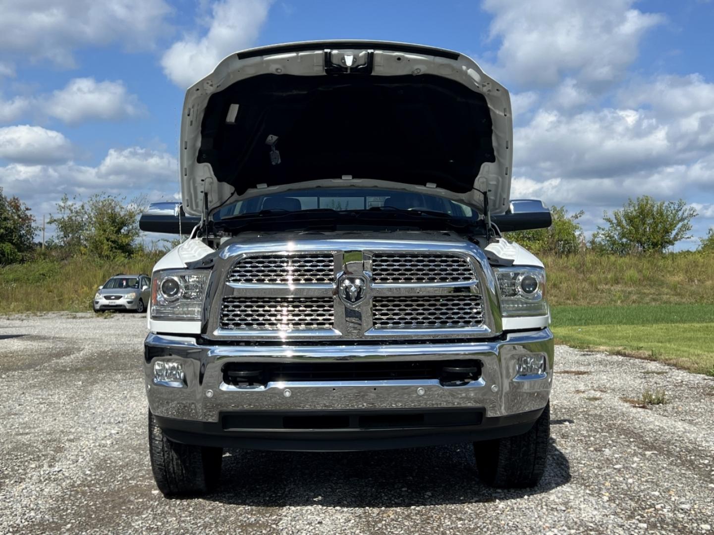 2017 WHITE /Black Leather RAM 2500 Laramie Crew Cab SWB 4WD (3C6UR5FJ2HG) with an 6.4L V8 engine, Automatic transmission, located at 2990 Old Orchard Rd., Jackson, MO, 63755, 37.354214, -89.612106 - 2017 Ram 2500 Heavy Duty Laramie 105xxx miles 4x4 6.4L V8 Automatic Leather Power/Heated/Cooled Seats Heated Rear Seats Heated Steering Wheel Backup Camera Bluetooth Cruise Power Windows/Locks/Mirrors We have financing available and we accept trades! Fill out a credit application on our - Photo#33