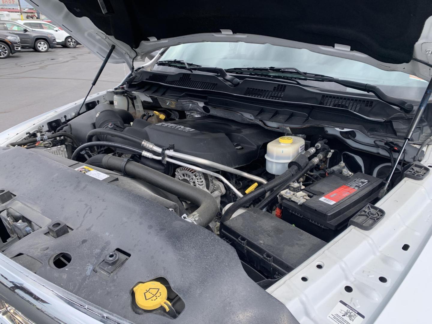 2017 WHITE /Black Leather RAM 2500 Laramie Crew Cab SWB 4WD (3C6UR5FJ2HG) with an 6.4L V8 engine, Automatic transmission, located at 506 S. Kingshighway, Cape Girardeau, MO, 63703, (573) 235-5000, 37.294991, -89.553635 - 2017 Ram 2500 Heavy Duty Laramie 105xxx miles 4x4 6.4L V8 Automatic Leather Power/Heated/Cooled Seats Heated Rear Seats Heated Steering Wheel Backup Camera Bluetooth Cruise Power Windows/Locks/Mirrors We have financing available and we accept trades! Fill out a credit application on o - Photo#2