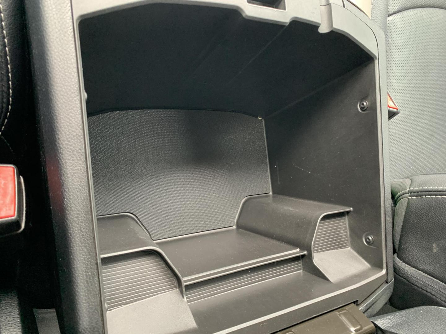 2017 WHITE /Black Leather RAM 2500 Laramie Crew Cab SWB 4WD (3C6UR5FJ2HG) with an 6.4L V8 engine, Automatic transmission, located at 506 S. Kingshighway, Cape Girardeau, MO, 63703, (573) 235-5000, 37.294991, -89.553635 - 2017 Ram 2500 Heavy Duty Laramie 105xxx miles 4x4 6.4L V8 Automatic Leather Power/Heated/Cooled Seats Heated Rear Seats Heated Steering Wheel Backup Camera Bluetooth Cruise Power Windows/Locks/Mirrors We have financing available and we accept trades! Fill out a credit application on o - Photo#26