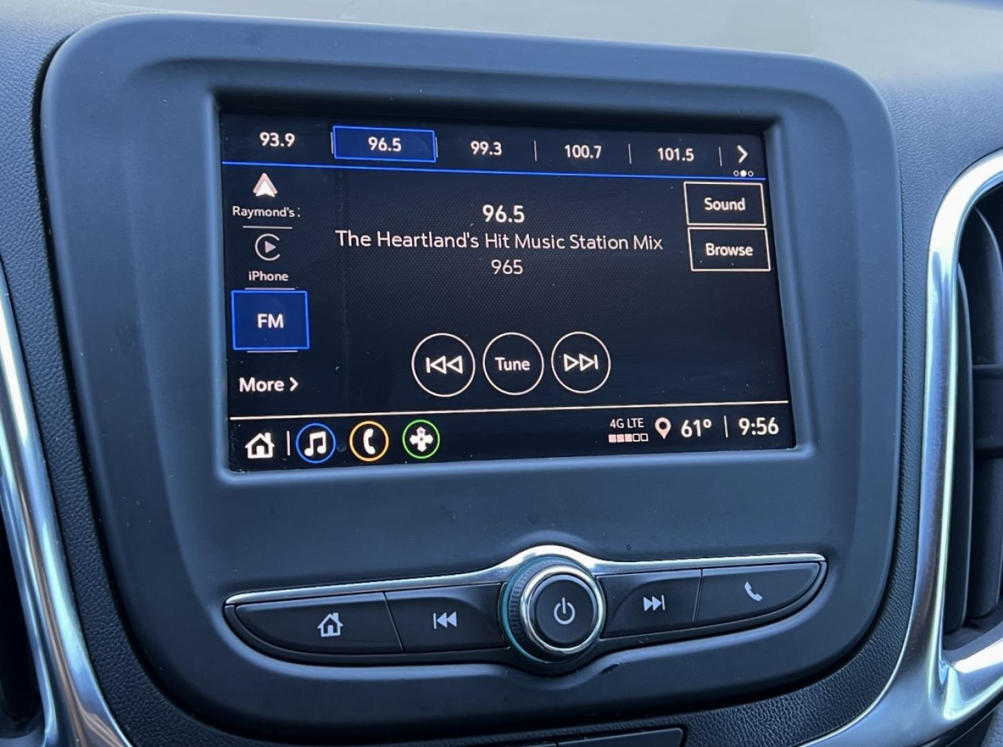 2022 GRAY /Gray Cloth Chevrolet Equinox LS 1FL FWD (3GNAXFEV0NS) with an 1.5L 4 Cyl. TURBO engine, Automatic transmission, located at 2990 Old Orchard Rd., Jackson, MO, 63755, 37.354214, -89.612106 - 2022 Chevrolet Equinox LS 1-Owner 143xxx miles Front Wheel Drive 1.5L 4 Cyl. Automatic Backup Camera Bluetooth Cruise Power Windows/Locks/Mirrors We have financing available and we accept trades! Fill out a credit application on our website or come by today! If you have any questions, giv - Photo#23