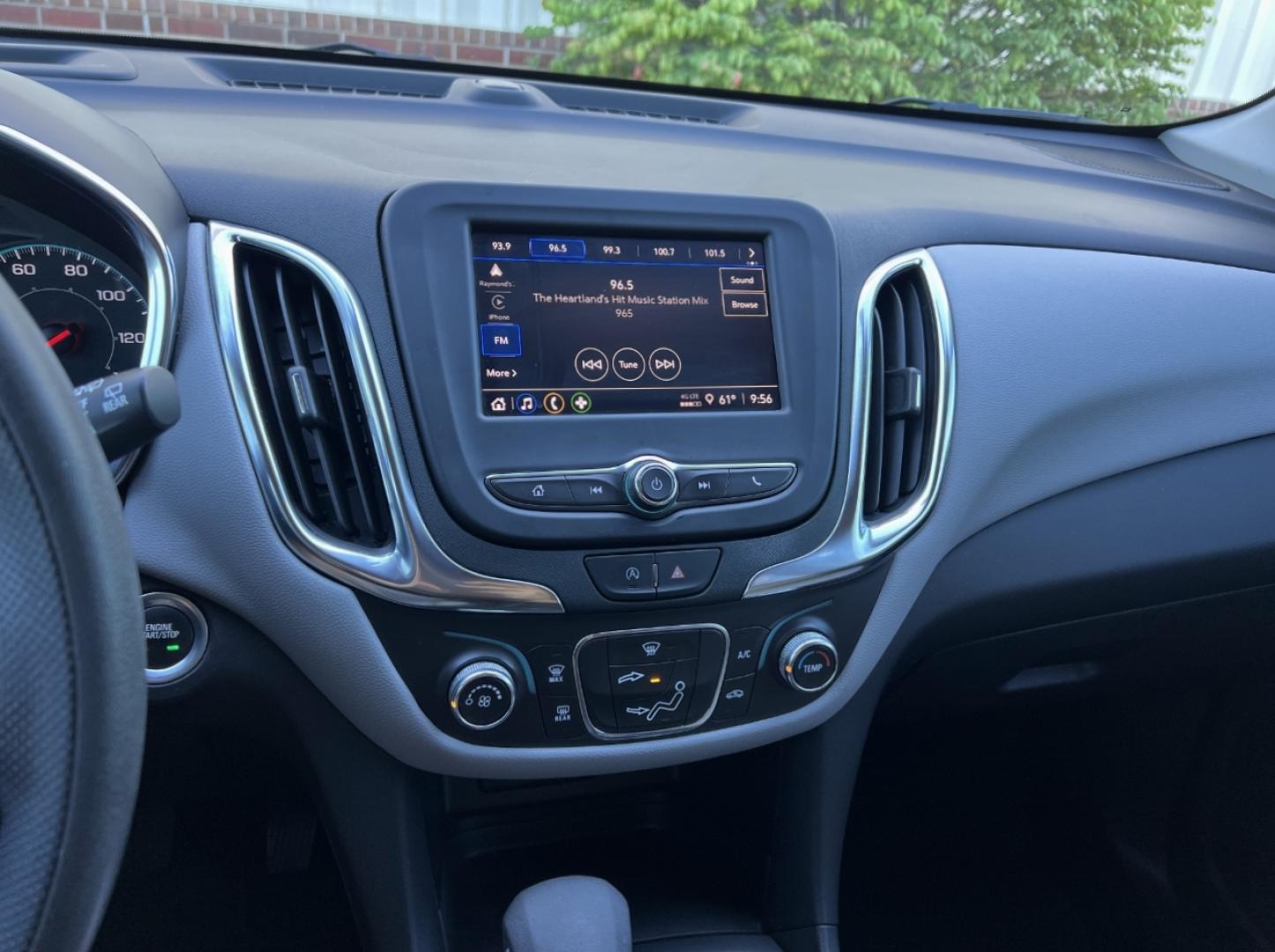 2022 GRAY /Gray Cloth Chevrolet Equinox LS 1FL FWD (3GNAXFEV0NS) with an 1.5L 4 Cyl. TURBO engine, Automatic transmission, located at 2990 Old Orchard Rd., Jackson, MO, 63755, 37.354214, -89.612106 - 2022 Chevrolet Equinox LS 1-Owner 143xxx miles Front Wheel Drive 1.5L 4 Cyl. Automatic Backup Camera Bluetooth Cruise Power Windows/Locks/Mirrors We have financing available and we accept trades! Fill out a credit application on our website or come by today! If you have any questions, giv - Photo#22