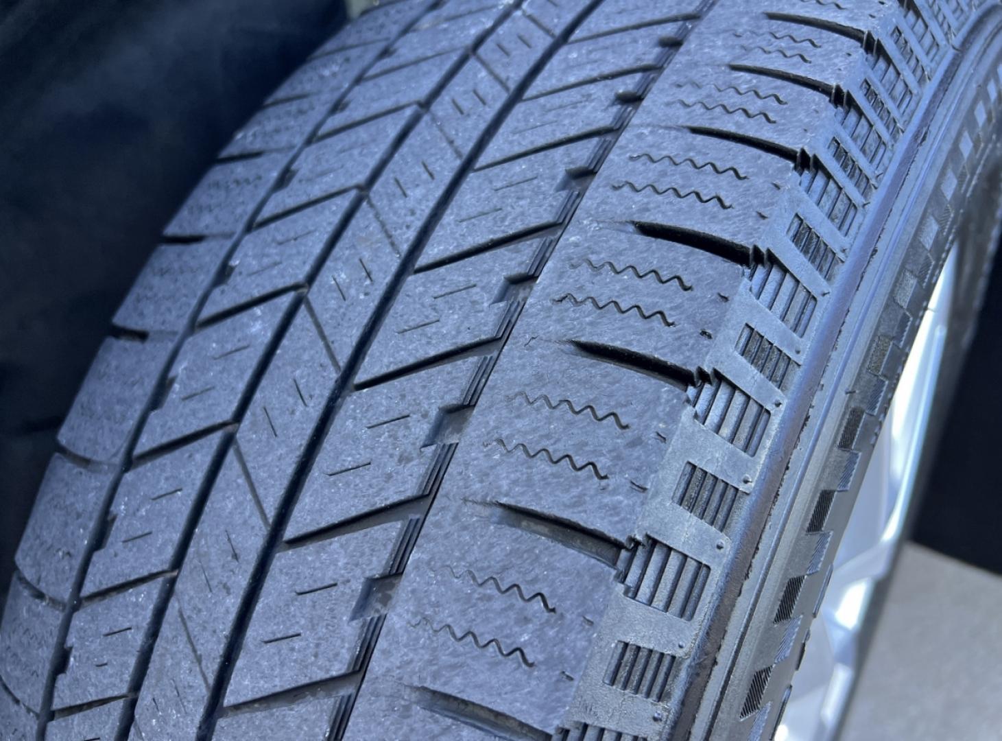 2022 GRAY /Gray Cloth Chevrolet Equinox LS 1FL FWD (3GNAXFEV0NS) with an 1.5L 4 Cyl. TURBO engine, Automatic transmission, located at 2990 Old Orchard Rd., Jackson, MO, 63755, 37.354214, -89.612106 - 2022 Chevrolet Equinox LS 1-Owner 143xxx miles Front Wheel Drive 1.5L 4 Cyl. Automatic Backup Camera Bluetooth Cruise Power Windows/Locks/Mirrors We have financing available and we accept trades! Fill out a credit application on our website or come by today! If you have any questions, giv - Photo#33