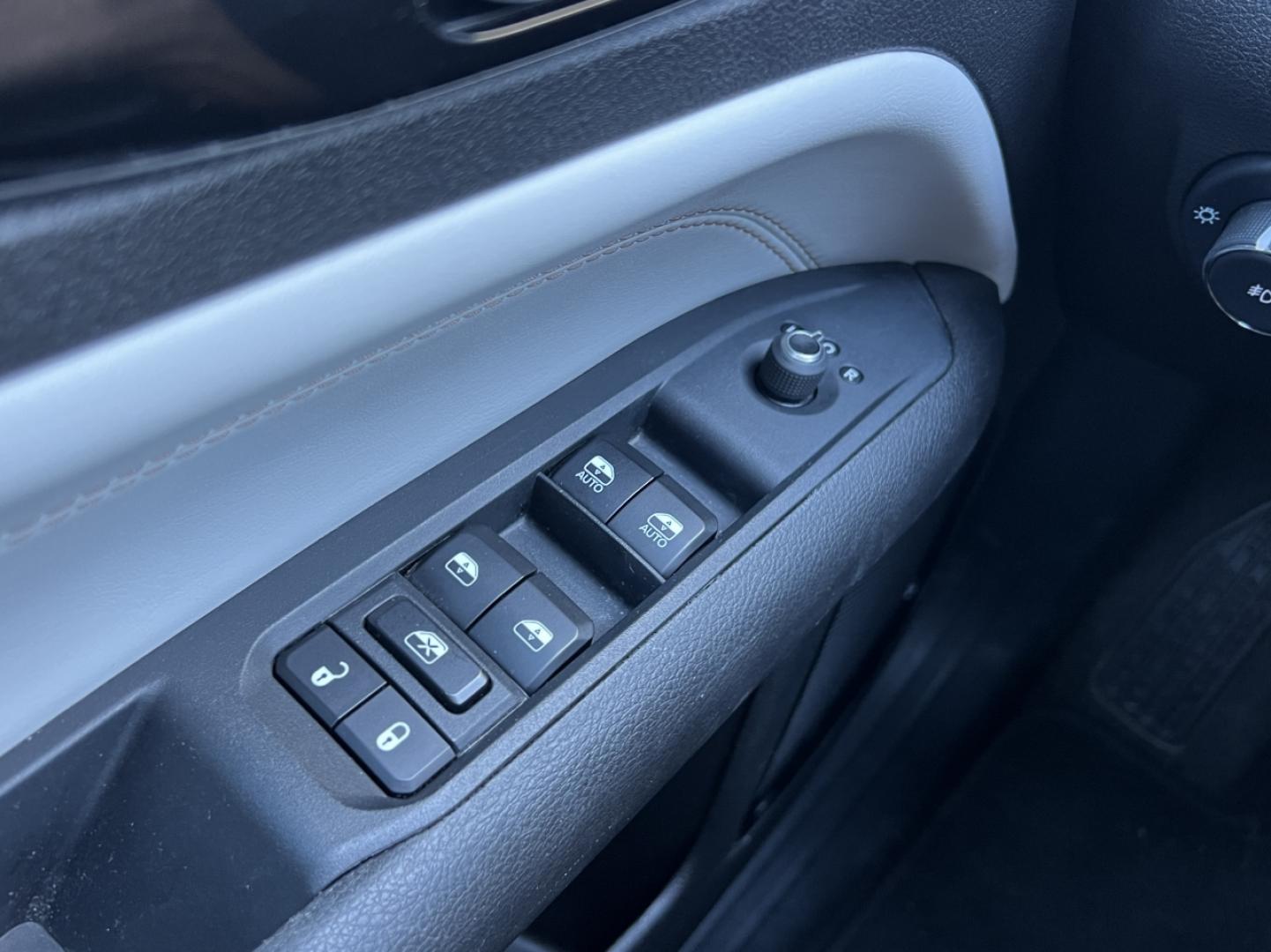 2024 WHITE /Black Leather Jeep Compass Limited (3C4NJDCN7RT) with an 2.0L 4 Cyl. TURBO engine, CVT transmission, located at 2990 Old Orchard Rd., Jackson, MO, 63755, 37.354214, -89.612106 - 2024 Jeep Compass Limited 1-Owner 45xxx miles 4 Wheel Drive 2.0L 4 Cyl. Automatic Leather Backup Camera Power Driver Seat Heated Seats Heated Steering Wheel Bluetooth Remote Start Cruise Power Windows/Locks/Mirrors We have financing available and we accept trades! Fill out a credit ap - Photo#30