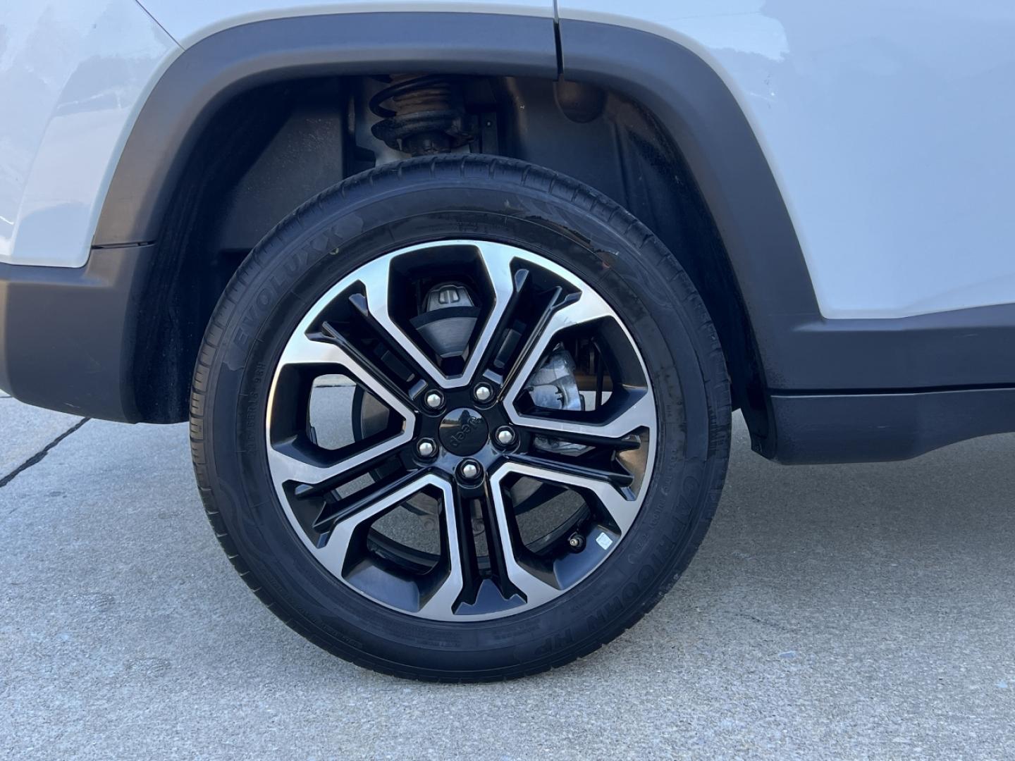 2024 WHITE /Black Leather Jeep Compass Limited (3C4NJDCN7RT) with an 2.0L 4 Cyl. TURBO engine, CVT transmission, located at 2990 Old Orchard Rd., Jackson, MO, 63755, 37.354214, -89.612106 - 2024 Jeep Compass Limited 1-Owner 45xxx miles 4 Wheel Drive 2.0L 4 Cyl. Automatic Leather Backup Camera Power Driver Seat Heated Seats Heated Steering Wheel Bluetooth Remote Start Cruise Power Windows/Locks/Mirrors We have financing available and we accept trades! Fill out a credit ap - Photo#38