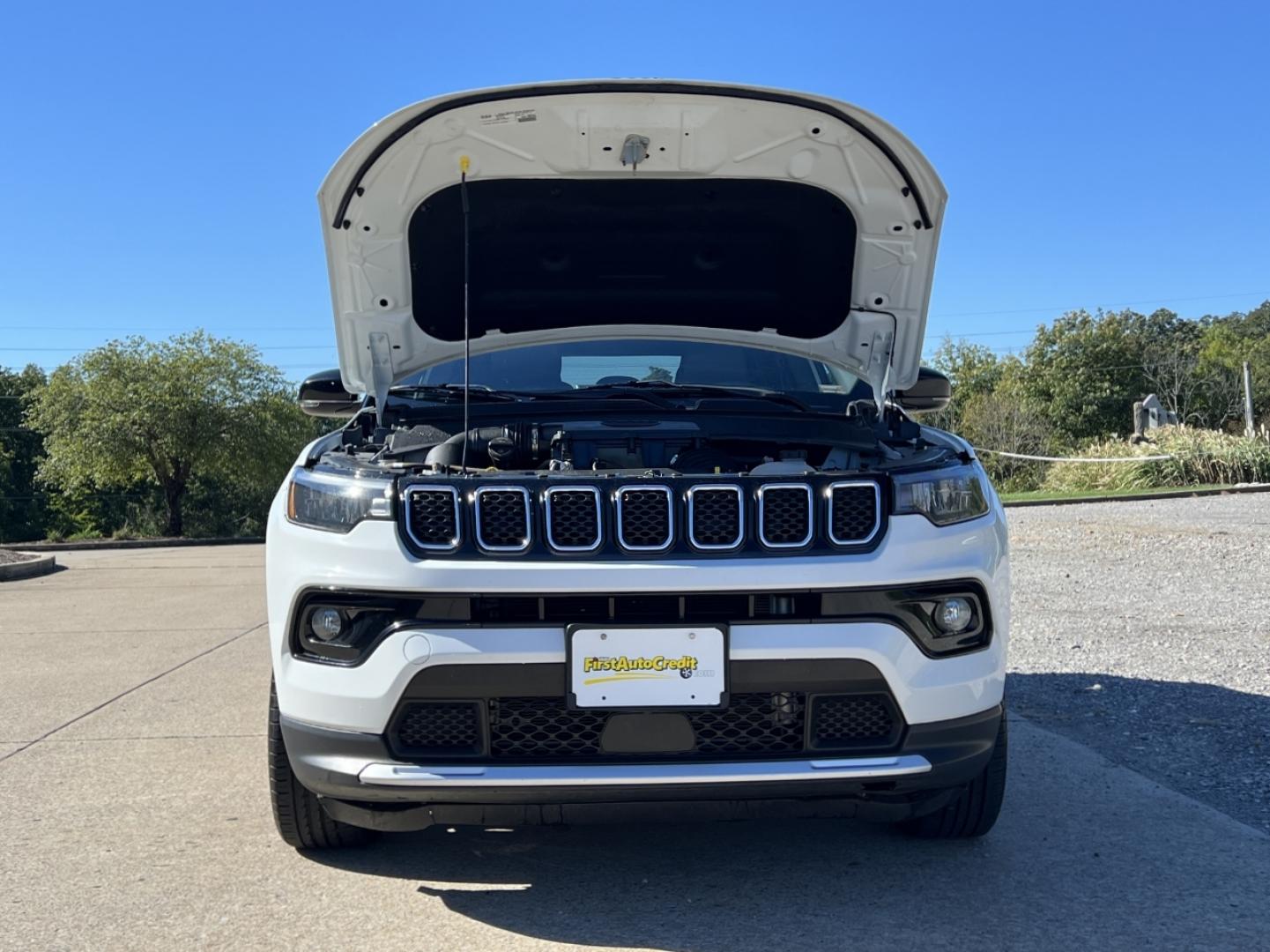 2024 WHITE /Black Leather Jeep Compass Limited (3C4NJDCN7RT) with an 2.0L 4 Cyl. TURBO engine, CVT transmission, located at 2990 Old Orchard Rd., Jackson, MO, 63755, 37.354214, -89.612106 - 2024 Jeep Compass Limited 1-Owner 45xxx miles 4 Wheel Drive 2.0L 4 Cyl. Automatic Leather Backup Camera Power Driver Seat Heated Seats Heated Steering Wheel Bluetooth Remote Start Cruise Power Windows/Locks/Mirrors We have financing available and we accept trades! Fill out a credit ap - Photo#33