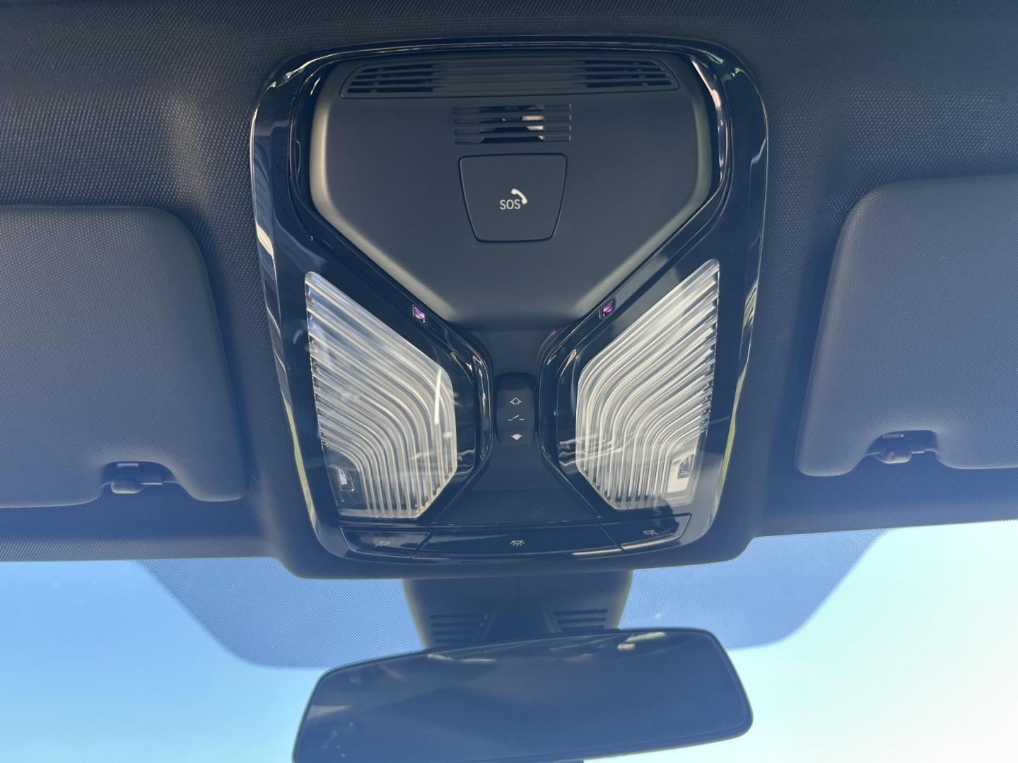 2023 BLACK /Black BMW 3-Series 330e (3MW39FF07P8) with an 2.0L I4 Hybrid engine, 8A transmission, located at 506 S. Kingshighway, Cape Girardeau, MO, 63703, (573) 235-5000, 37.294991, -89.553635 - 2023 BMW 330e Only 58xxx miles Rear Wheel Drive 2.0L I4 Automatic Leather Navigation Power/Heated Seats Backup Camera Bluetooth Cruise Power Windows/Locks/Mirrors We have financing available and we accept trades! Fill out a credit application on our website or come by today! If you have - Photo#38