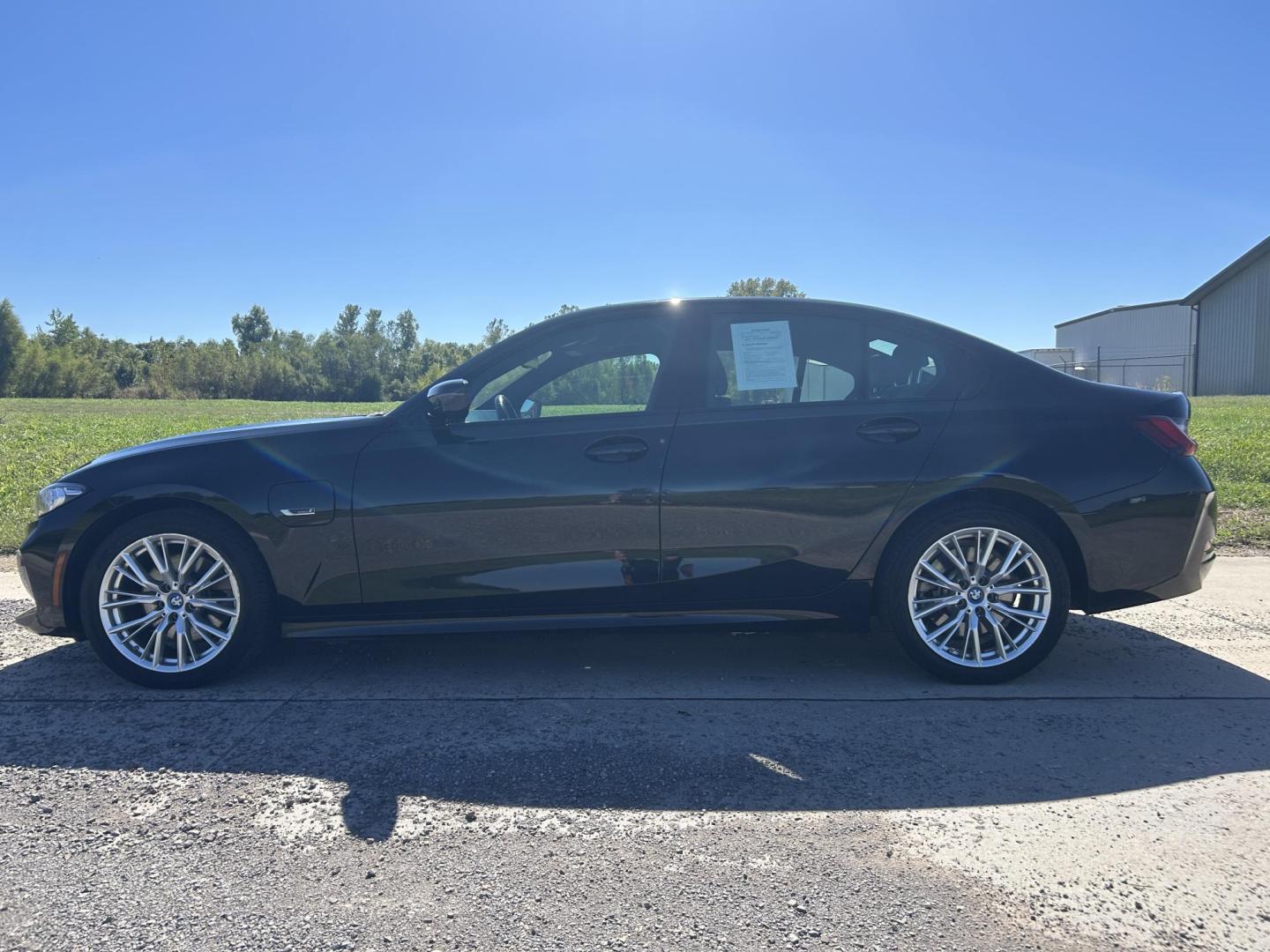 2023 BLACK /Black BMW 3-Series 330e (3MW39FF07P8) with an 2.0L I4 Hybrid engine, 8A transmission, located at 506 S. Kingshighway, Cape Girardeau, MO, 63703, (573) 235-5000, 37.294991, -89.553635 - 2023 BMW 330e Only 58xxx miles Rear Wheel Drive 2.0L I4 Automatic Leather Navigation Power/Heated Seats Backup Camera Bluetooth Cruise Power Windows/Locks/Mirrors We have financing available and we accept trades! Fill out a credit application on our website or come by today! If you have - Photo#8