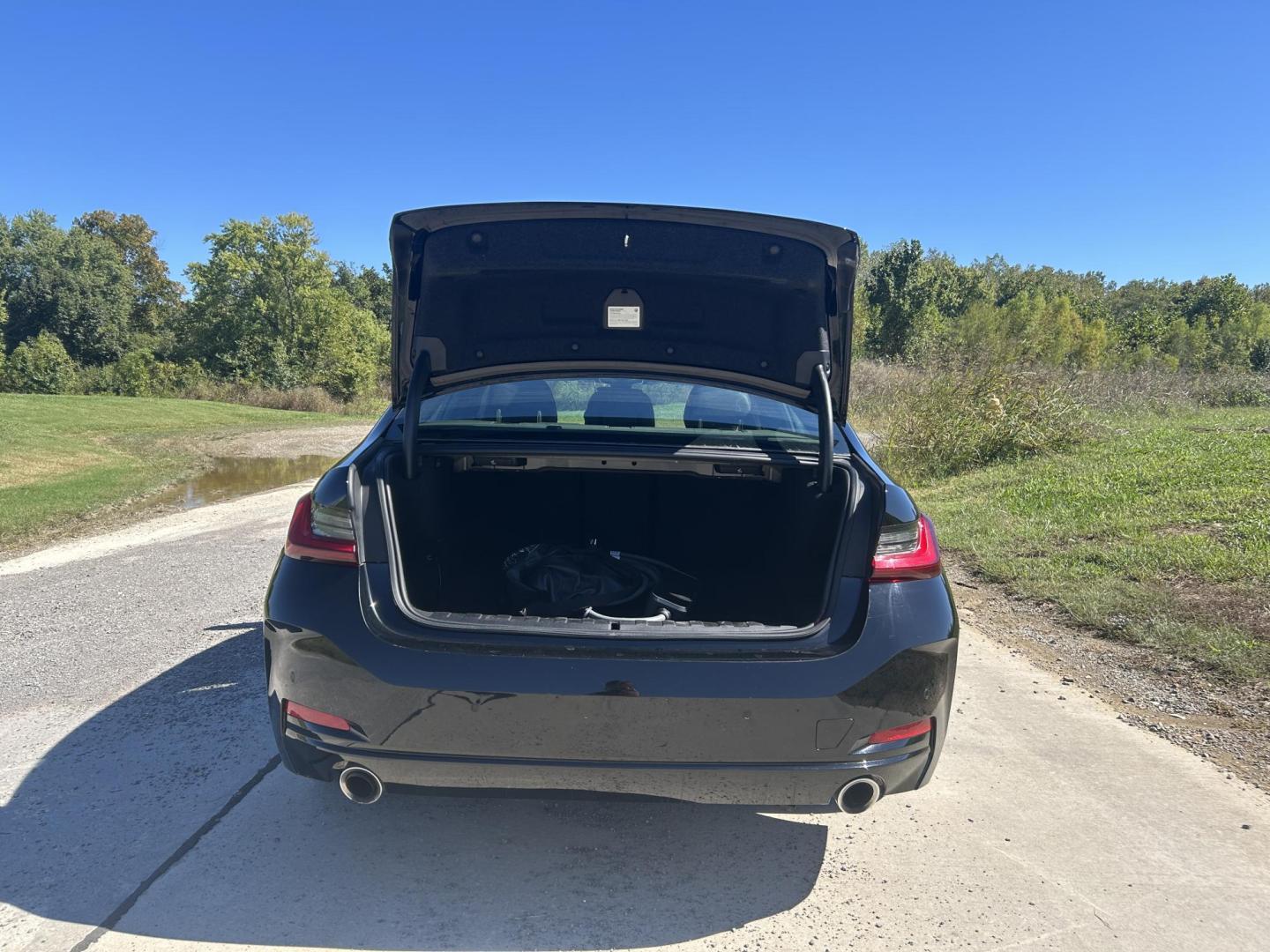 2023 BLACK /Black BMW 3-Series 330e (3MW39FF07P8) with an 2.0L I4 Hybrid engine, 8A transmission, located at 506 S. Kingshighway, Cape Girardeau, MO, 63703, (573) 235-5000, 37.294991, -89.553635 - 2023 BMW 330e Only 58xxx miles Rear Wheel Drive 2.0L I4 Automatic Leather Navigation Power/Heated Seats Backup Camera Bluetooth Cruise Power Windows/Locks/Mirrors We have financing available and we accept trades! Fill out a credit application on our website or come by today! If you have - Photo#11