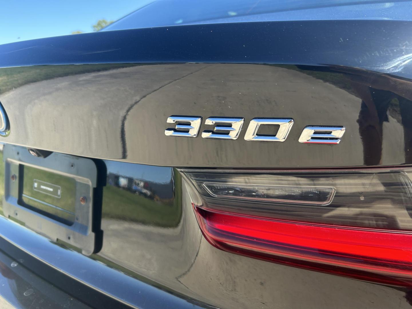 2023 BLACK /Black BMW 3-Series 330e (3MW39FF07P8) with an 2.0L I4 Hybrid engine, 8A transmission, located at 506 S. Kingshighway, Cape Girardeau, MO, 63703, (573) 235-5000, 37.294991, -89.553635 - 2023 BMW 330e Only 58xxx miles Rear Wheel Drive 2.0L I4 Automatic Leather Navigation Power/Heated Seats Backup Camera Bluetooth Cruise Power Windows/Locks/Mirrors We have financing available and we accept trades! Fill out a credit application on our website or come by today! If you have - Photo#50