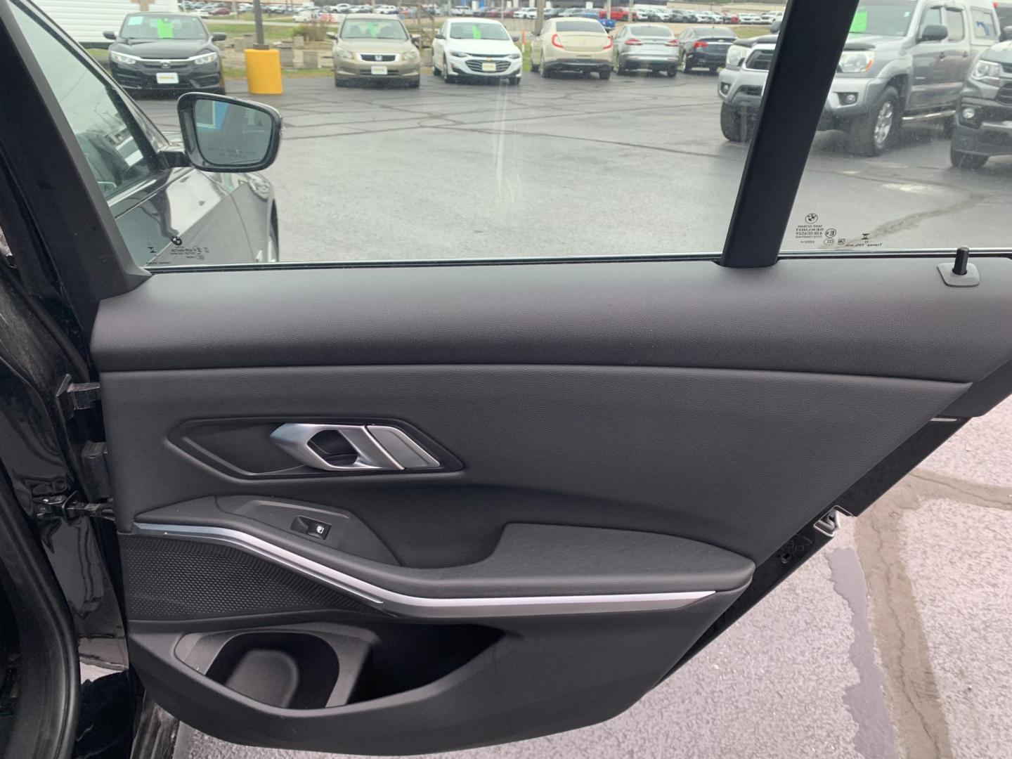 2023 BLACK /Black BMW 3-Series 330e (3MW39FF07P8) with an 2.0L I4 Hybrid engine, 8A transmission, located at 506 S. Kingshighway, Cape Girardeau, MO, 63703, (573) 235-5000, 37.294991, -89.553635 - 2023 BMW 330e Only 58xxx miles Rear Wheel Drive 2.0L I4 Automatic Leather Navigation Power/Heated Seats Backup Camera Bluetooth Cruise Power Windows/Locks/Mirrors We have financing available and we accept trades! Fill out a credit application on our website or come by today! If you have - Photo#13