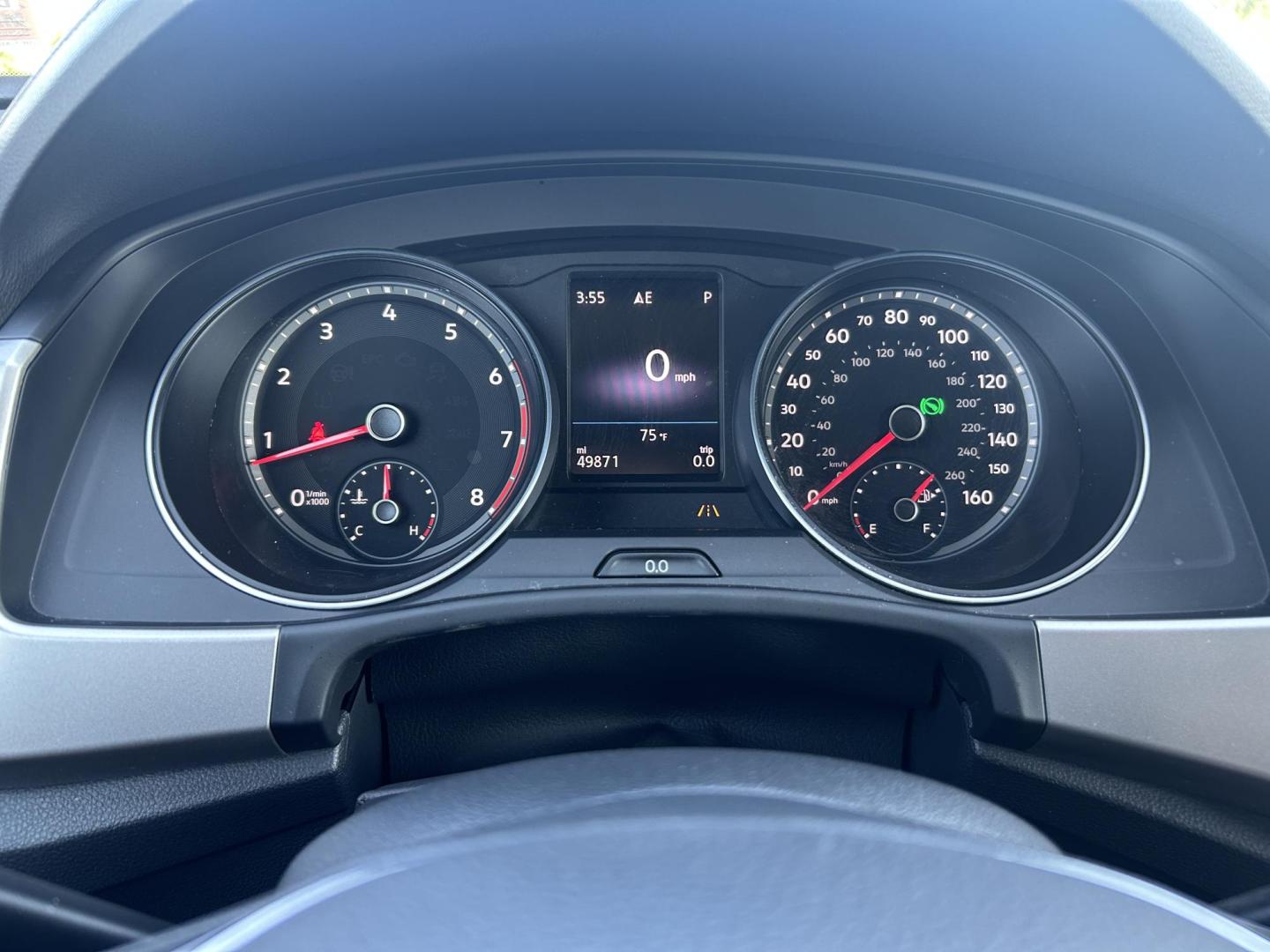 2018 WHITE /Black Volkswagen Atlas V6 SE w/Technology AWD (1V2PR2CA2JC) with an 3.6L V6 DOHC 24V engine, Automatic transmission, located at 506 S. Kingshighway, Cape Girardeau, MO, 63703, (573) 235-5000, 37.294991, -89.553635 - 2018 Volkswagen Atlas 4 Motion R Line Only 49,XXX Miles All Wheel Drive 3.6L V6 Automatic Third Row Leather Back Up Camera Heated Seats Dual Climate Controls Rear Climate Controls Selective Drive Mode Adaptive Cruise Control Power Lift Gate Power Driver Seat Power Windows/Locks/Mirror - Photo#1