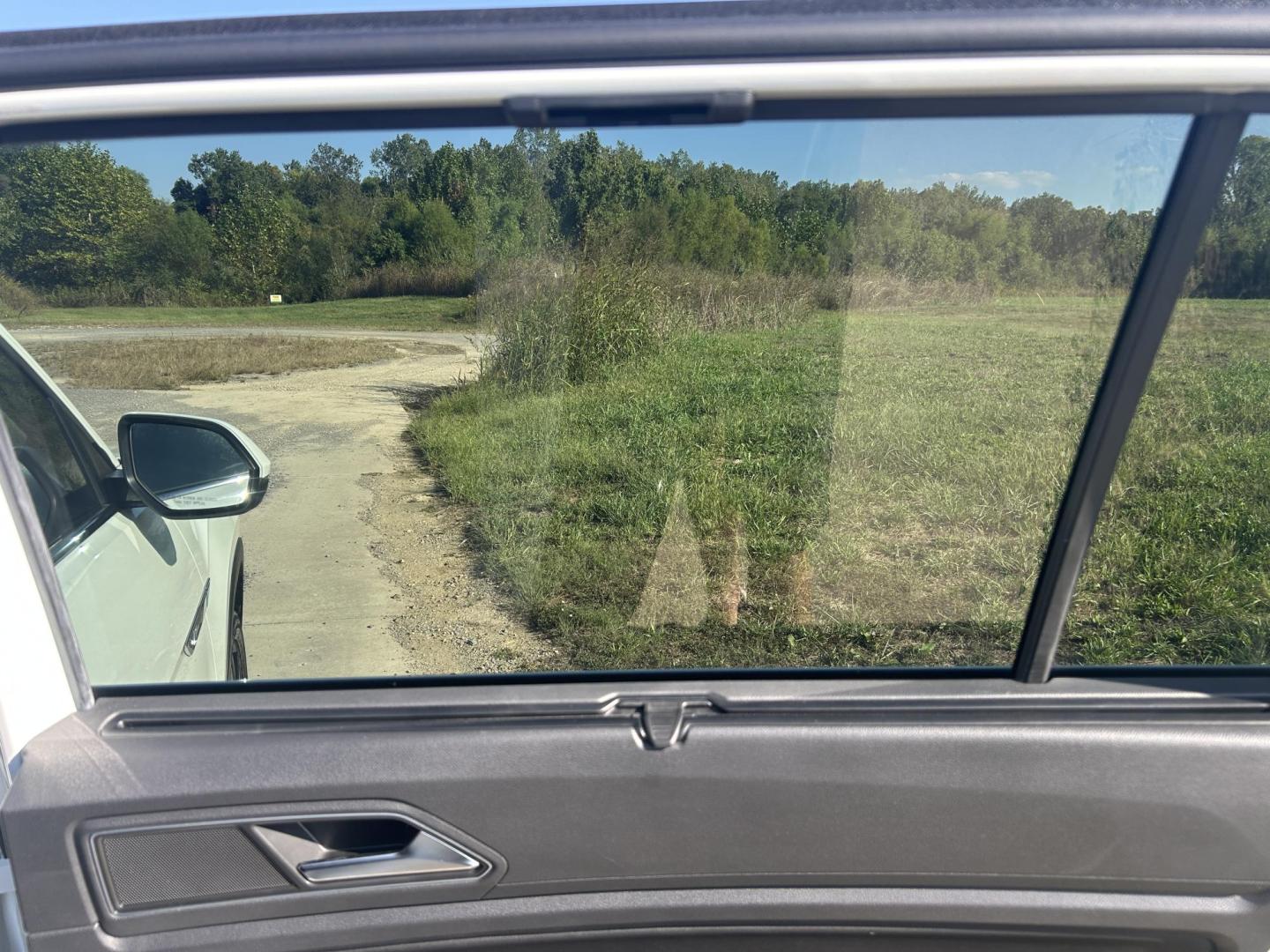 2018 WHITE /Black Volkswagen Atlas V6 SE w/Technology AWD (1V2PR2CA2JC) with an 3.6L V6 DOHC 24V engine, Automatic transmission, located at 506 S. Kingshighway, Cape Girardeau, MO, 63703, (573) 235-5000, 37.294991, -89.553635 - 2018 Volkswagen Atlas 4 Motion R Line Only 49,XXX Miles All Wheel Drive 3.6L V6 Automatic Third Row Leather Back Up Camera Heated Seats Dual Climate Controls Rear Climate Controls Selective Drive Mode Adaptive Cruise Control Power Lift Gate Power Driver Seat Power Windows/Locks/Mirror - Photo#30