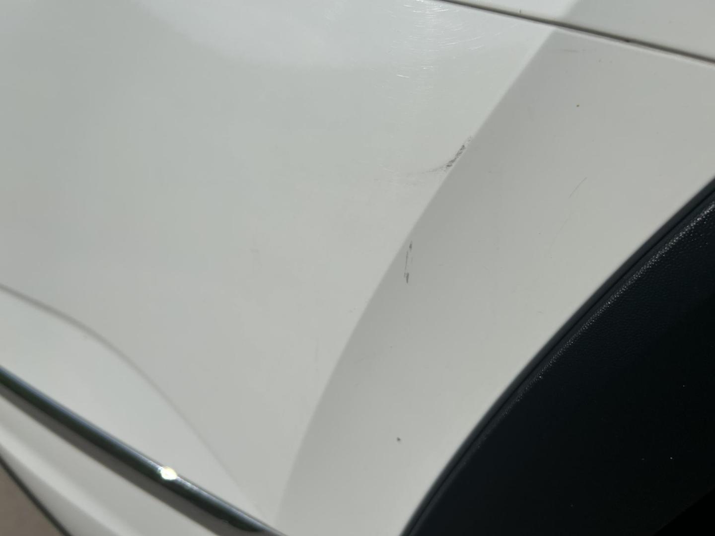 2018 WHITE /Black Volkswagen Atlas V6 SE w/Technology AWD (1V2PR2CA2JC) with an 3.6L V6 DOHC 24V engine, Automatic transmission, located at 506 S. Kingshighway, Cape Girardeau, MO, 63703, (573) 235-5000, 37.294991, -89.553635 - 2018 Volkswagen Atlas 4 Motion R Line Only 49,XXX Miles All Wheel Drive 3.6L V6 Automatic Third Row Leather Back Up Camera Heated Seats Dual Climate Controls Rear Climate Controls Selective Drive Mode Adaptive Cruise Control Power Lift Gate Power Driver Seat Power Windows/Locks/Mirror - Photo#48