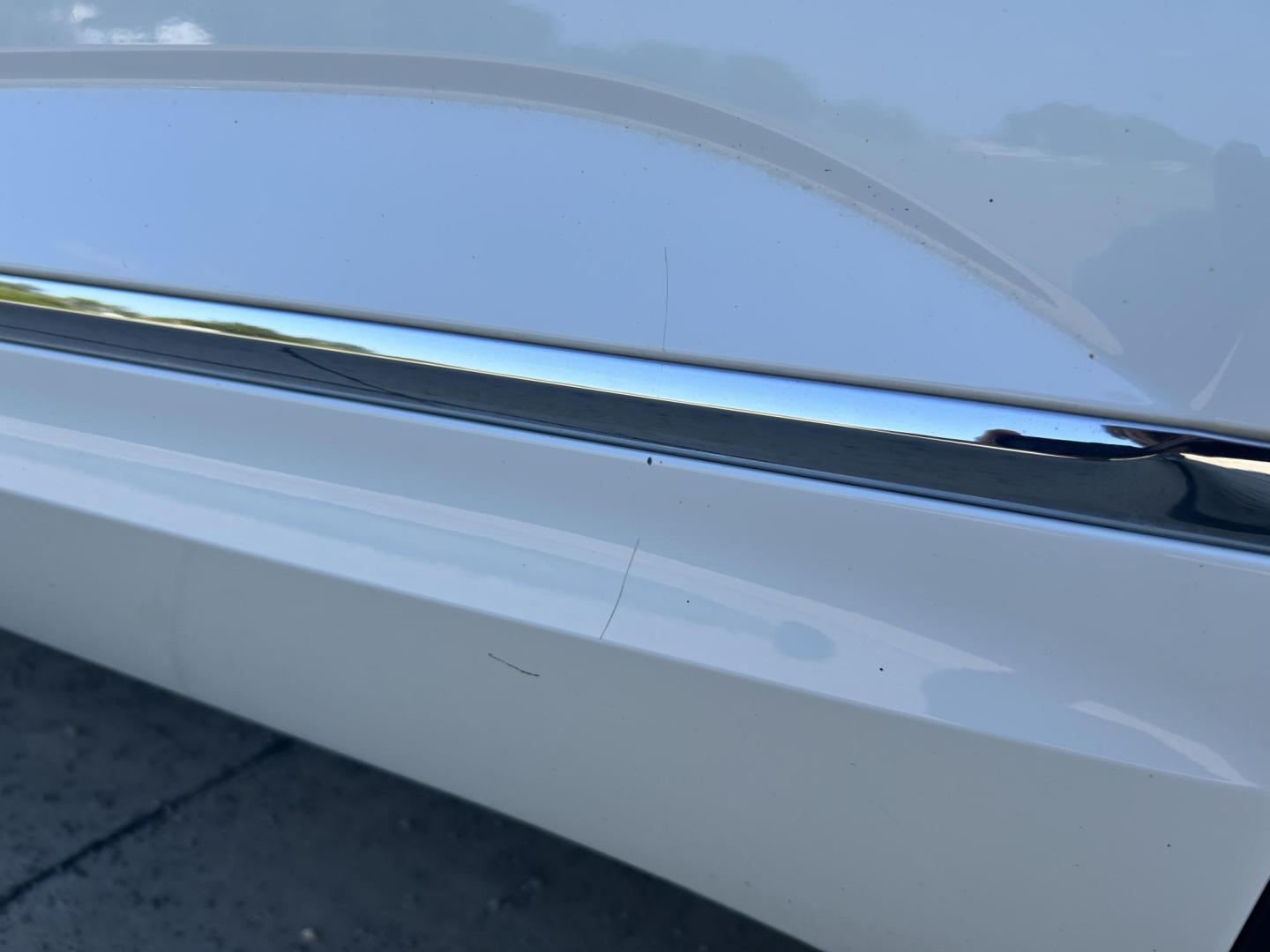 2018 WHITE /Black Volkswagen Atlas V6 SE w/Technology AWD (1V2PR2CA2JC) with an 3.6L V6 DOHC 24V engine, Automatic transmission, located at 506 S. Kingshighway, Cape Girardeau, MO, 63703, (573) 235-5000, 37.294991, -89.553635 - 2018 Volkswagen Atlas 4 Motion R Line Only 49,XXX Miles All Wheel Drive 3.6L V6 Automatic Third Row Leather Back Up Camera Heated Seats Dual Climate Controls Rear Climate Controls Selective Drive Mode Adaptive Cruise Control Power Lift Gate Power Driver Seat Power Windows/Locks/Mirror - Photo#49