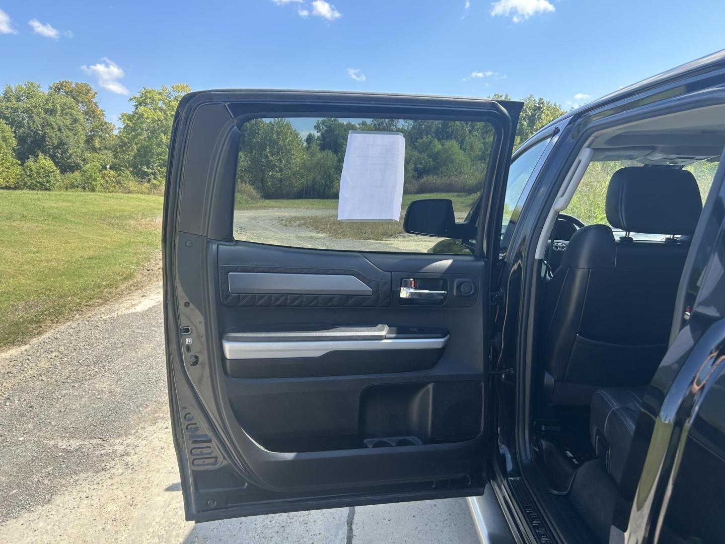 2018 BLACK /Black Toyota Tundra Platinum CrewMax 5.7L FFV 4WD (5TFAW5F15JX) with an 5.7L V8 DOHC 32V engine, Automatic transmission, located at 506 S. Kingshighway, Cape Girardeau, MO, 63703, (573) 235-5000, 37.294991, -89.553635 - 2018 Toyota Tundra Platinum 174xxx miles 4x4 5.7L V8 Automatic Leather Heated/Vented Seats Power Sunroof Navigation Backup Camera Power Driver Seat Bluetooth Cruise Power Windows/Locks/Mirrors We have financing available and we accept trades! Fill out a credit application on our websit - Photo#18