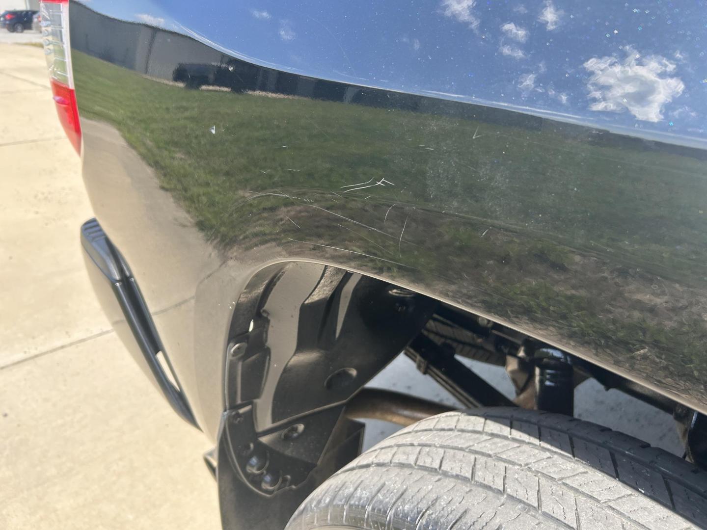 2018 BLACK /Black Toyota Tundra Platinum CrewMax 5.7L FFV 4WD (5TFAW5F15JX) with an 5.7L V8 DOHC 32V engine, Automatic transmission, located at 506 S. Kingshighway, Cape Girardeau, MO, 63703, (573) 235-5000, 37.294991, -89.553635 - 2018 Toyota Tundra Platinum 174xxx miles 4x4 5.7L V8 Automatic Leather Heated/Vented Seats Power Sunroof Navigation Backup Camera Power Driver Seat Bluetooth Cruise Power Windows/Locks/Mirrors We have financing available and we accept trades! Fill out a credit application on our websit - Photo#47