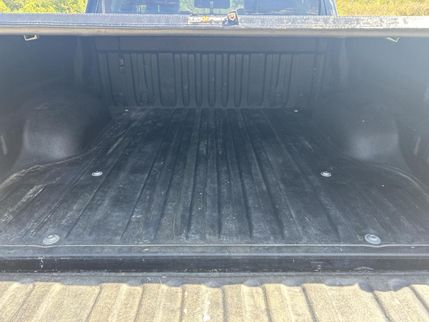 2018 BLACK /Black Toyota Tundra Platinum CrewMax 5.7L FFV 4WD (5TFAW5F15JX) with an 5.7L V8 DOHC 32V engine, Automatic transmission, located at 506 S. Kingshighway, Cape Girardeau, MO, 63703, (573) 235-5000, 37.294991, -89.553635 - 2018 Toyota Tundra Platinum 174xxx miles 4x4 5.7L V8 Automatic Leather Heated/Vented Seats Power Sunroof Navigation Backup Camera Power Driver Seat Bluetooth Cruise Power Windows/Locks/Mirrors We have financing available and we accept trades! Fill out a credit application on our websit - Photo#14