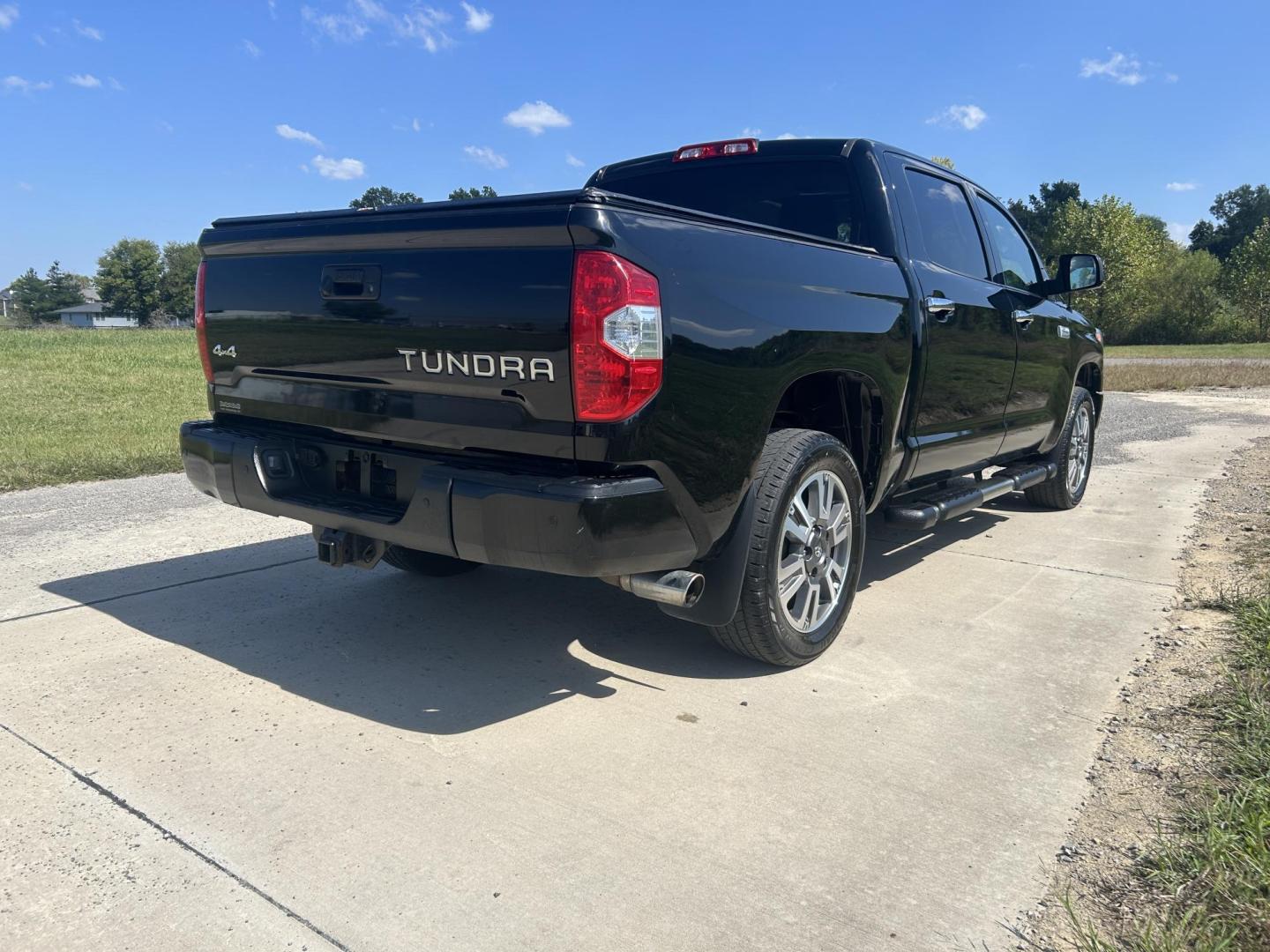 2018 BLACK /Black Toyota Tundra Platinum CrewMax 5.7L FFV 4WD (5TFAW5F15JX) with an 5.7L V8 DOHC 32V engine, Automatic transmission, located at 506 S. Kingshighway, Cape Girardeau, MO, 63703, (573) 235-5000, 37.294991, -89.553635 - 2018 Toyota Tundra Platinum 174xxx miles 4x4 5.7L V8 Automatic Leather Heated/Vented Seats Power Sunroof Navigation Backup Camera Power Driver Seat Bluetooth Cruise Power Windows/Locks/Mirrors We have financing available and we accept trades! Fill out a credit application on our websit - Photo#11