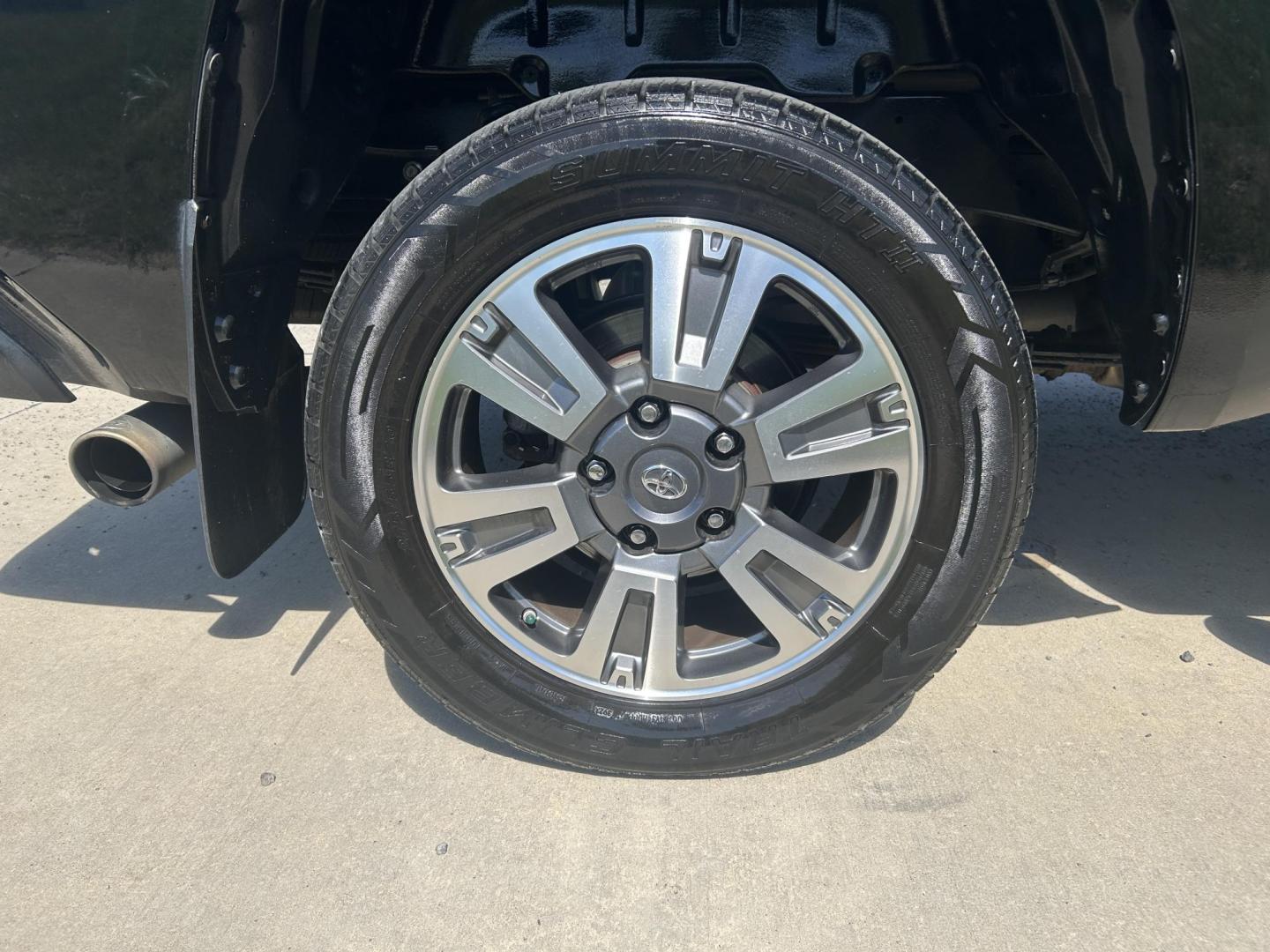 2018 BLACK /Black Toyota Tundra Platinum CrewMax 5.7L FFV 4WD (5TFAW5F15JX) with an 5.7L V8 DOHC 32V engine, Automatic transmission, located at 506 S. Kingshighway, Cape Girardeau, MO, 63703, (573) 235-5000, 37.294991, -89.553635 - 2018 Toyota Tundra Platinum 174xxx miles 4x4 5.7L V8 Automatic Leather Heated/Vented Seats Power Sunroof Navigation Backup Camera Power Driver Seat Bluetooth Cruise Power Windows/Locks/Mirrors We have financing available and we accept trades! Fill out a credit application on our websit - Photo#41