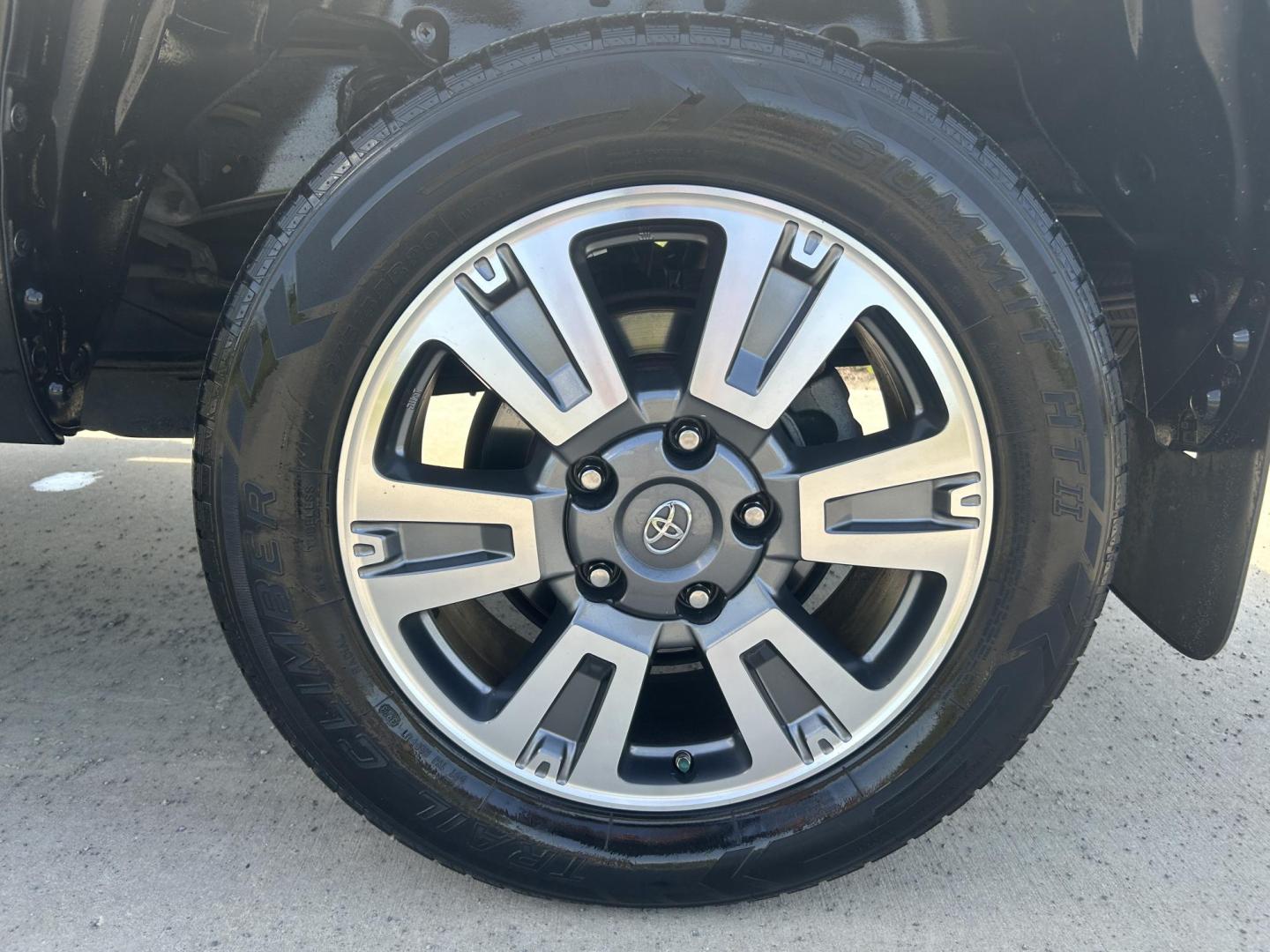 2018 BLACK /Black Toyota Tundra Platinum CrewMax 5.7L FFV 4WD (5TFAW5F15JX) with an 5.7L V8 DOHC 32V engine, Automatic transmission, located at 506 S. Kingshighway, Cape Girardeau, MO, 63703, (573) 235-5000, 37.294991, -89.553635 - 2018 Toyota Tundra Platinum 174xxx miles 4x4 5.7L V8 Automatic Leather Heated/Vented Seats Power Sunroof Navigation Backup Camera Power Driver Seat Bluetooth Cruise Power Windows/Locks/Mirrors We have financing available and we accept trades! Fill out a credit application on our websit - Photo#42