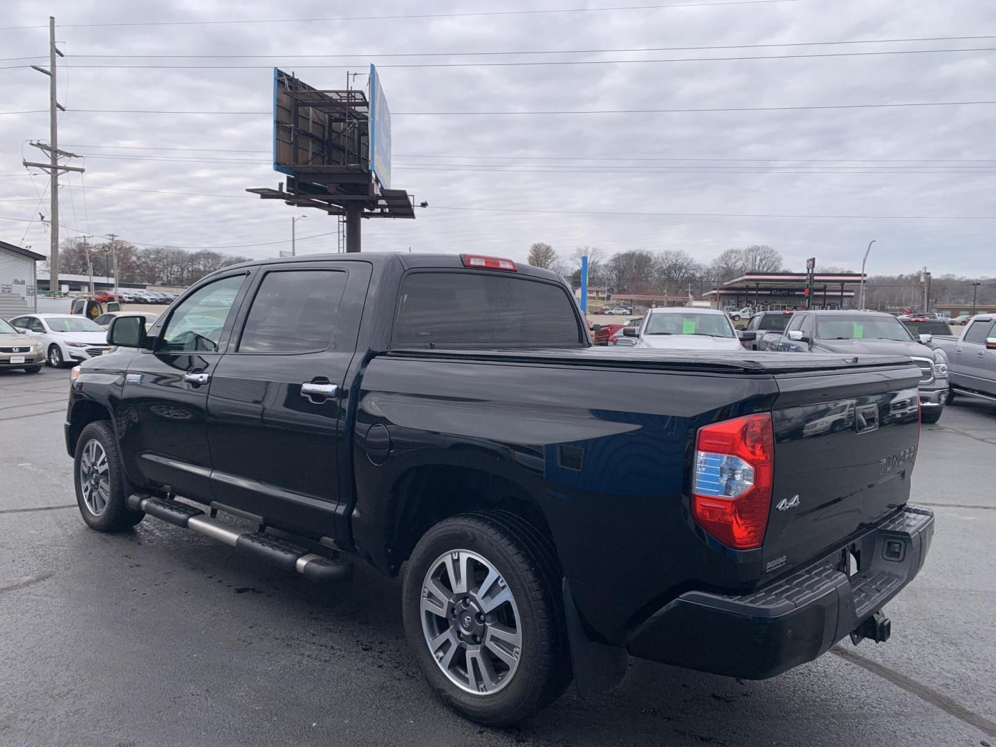 2018 BLACK /Black Toyota Tundra Platinum CrewMax 5.7L FFV 4WD (5TFAW5F15JX) with an 5.7L V8 DOHC 32V engine, Automatic transmission, located at 506 S. Kingshighway, Cape Girardeau, MO, 63703, (573) 235-5000, 37.294991, -89.553635 - 2018 Toyota Tundra Platinum 174xxx miles 4x4 5.7L V8 Automatic Leather Heated/Vented Seats Power Sunroof Navigation Backup Camera Power Driver Seat Bluetooth Cruise Power Windows/Locks/Mirrors We have financing available and we accept trades! Fill out a credit application on our websit - Photo#4
