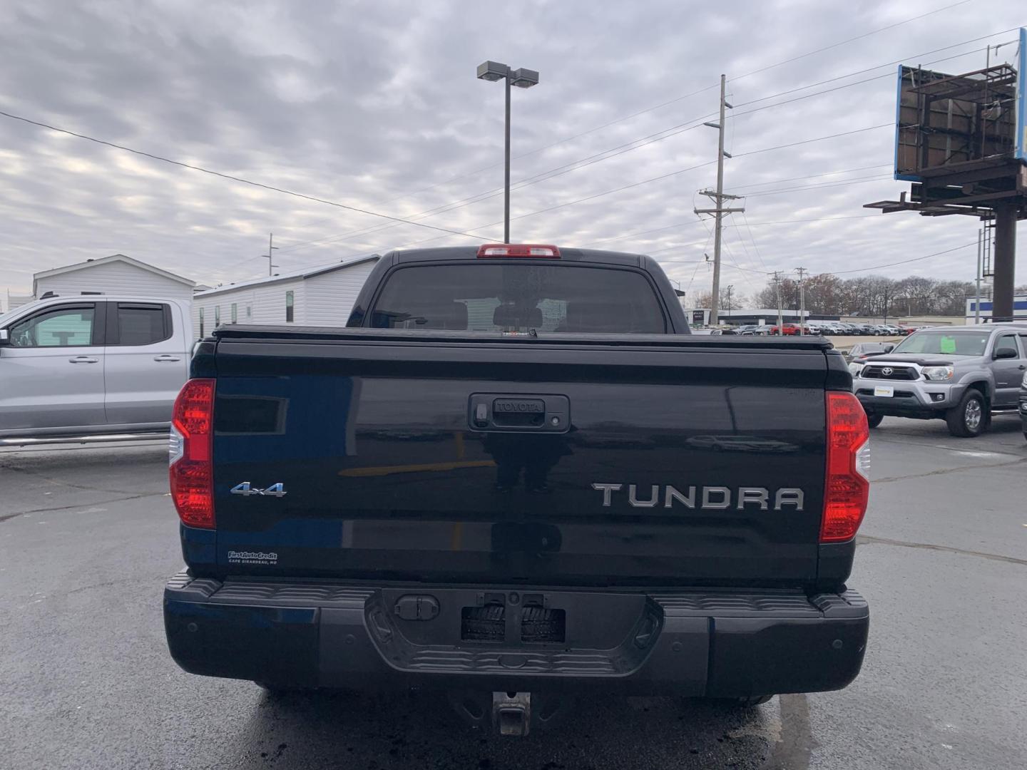 2018 BLACK /Black Toyota Tundra Platinum CrewMax 5.7L FFV 4WD (5TFAW5F15JX) with an 5.7L V8 DOHC 32V engine, Automatic transmission, located at 506 S. Kingshighway, Cape Girardeau, MO, 63703, (573) 235-5000, 37.294991, -89.553635 - 2018 Toyota Tundra Platinum 174xxx miles 4x4 5.7L V8 Automatic Leather Heated/Vented Seats Power Sunroof Navigation Backup Camera Power Driver Seat Bluetooth Cruise Power Windows/Locks/Mirrors We have financing available and we accept trades! Fill out a credit application on our websit - Photo#5