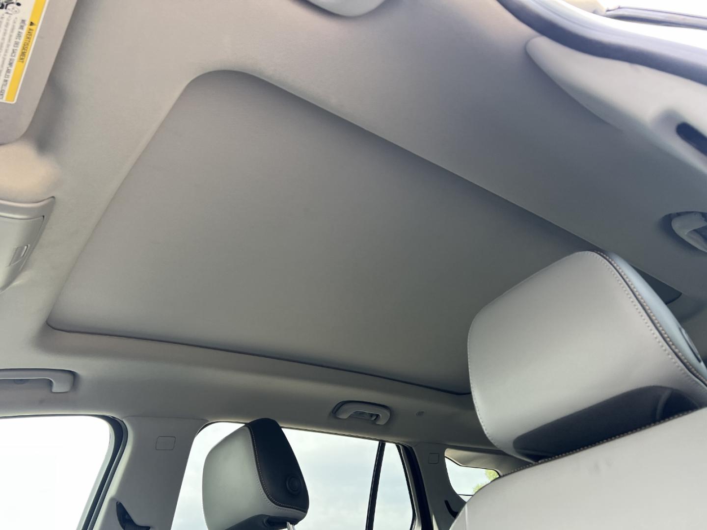 2018 SILVER /Gray Leather GMC Terrain SLT (3GKALPEV7JL) with an 1.4L 4 Cyl. TURBO engine, 6A transmission, located at 2990 Old Orchard Rd., Jackson, MO, 63755, 37.354214, -89.612106 - 2018 GMC Terrain SLT Only 55xxx miles Front Wheel Drive 1.5L 4 Cyl. Automatic Leather Navigation Power/Heated Seats Backup Camera Sunroof Bluetooth Remote Start Cruise Power Windows/Locks/Mirrors We have financing available and we accept trades! Fill out a credit application on our web - Photo#5