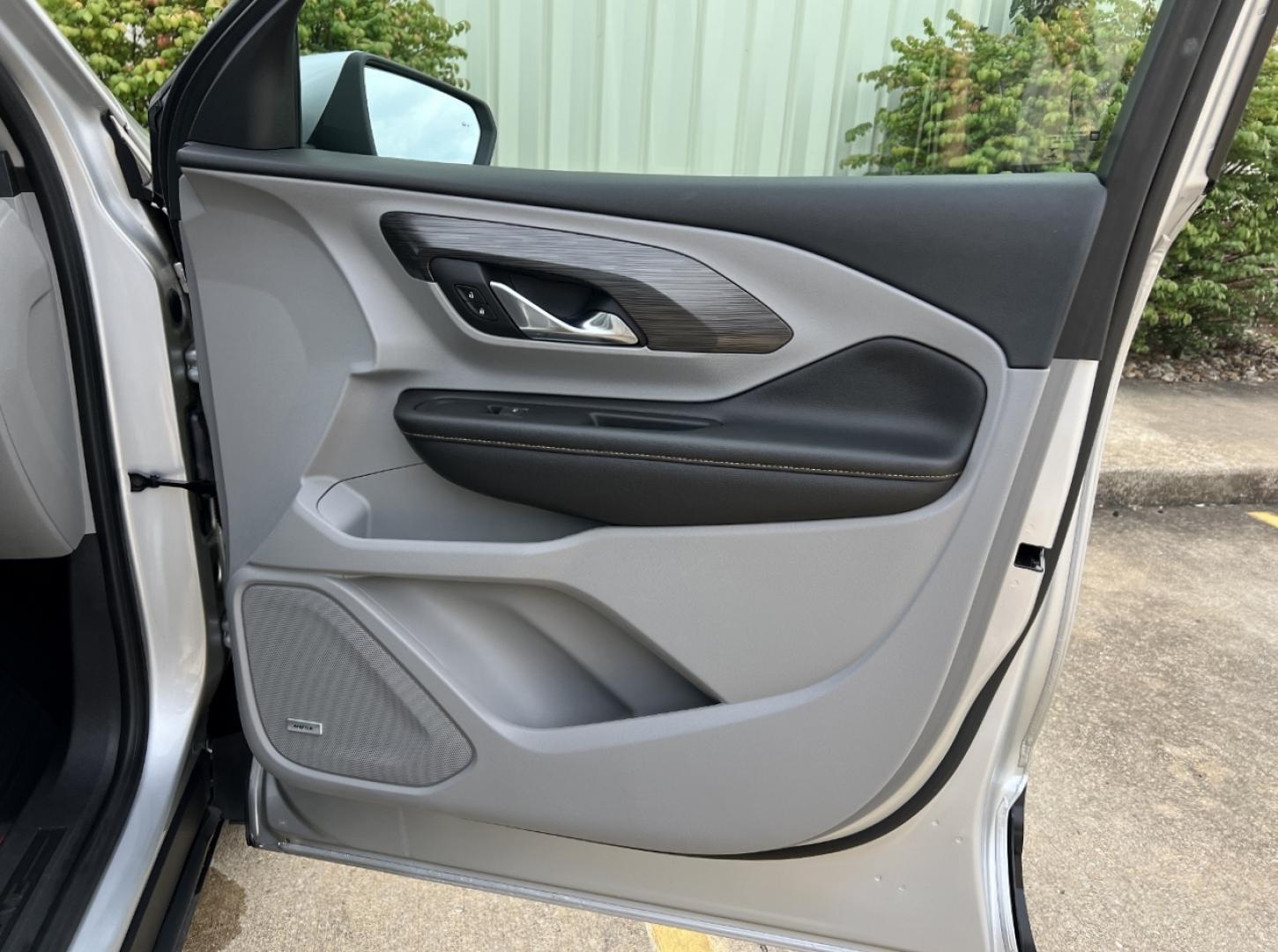 2018 SILVER /Gray Leather GMC Terrain SLT (3GKALPEV7JL) with an 1.4L 4 Cyl. TURBO engine, 6A transmission, located at 2990 Old Orchard Rd., Jackson, MO, 63755, 37.354214, -89.612106 - 2018 GMC Terrain SLT Only 55xxx miles Front Wheel Drive 1.5L 4 Cyl. Automatic Leather Navigation Power/Heated Seats Backup Camera Sunroof Bluetooth Remote Start Cruise Power Windows/Locks/Mirrors We have financing available and we accept trades! Fill out a credit application on our web - Photo#17