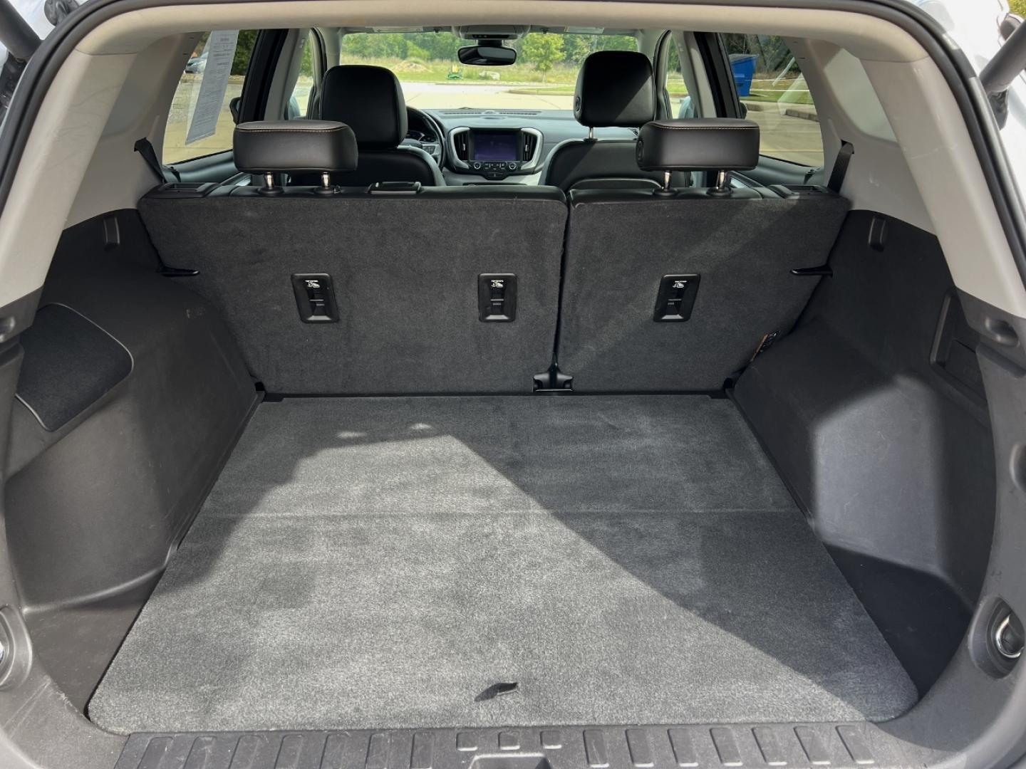 2018 SILVER /Gray Leather GMC Terrain SLT (3GKALPEV7JL) with an 1.4L 4 Cyl. TURBO engine, 6A transmission, located at 2990 Old Orchard Rd., Jackson, MO, 63755, 37.354214, -89.612106 - 2018 GMC Terrain SLT Only 55xxx miles Front Wheel Drive 1.5L 4 Cyl. Automatic Leather Navigation Power/Heated Seats Backup Camera Sunroof Bluetooth Remote Start Cruise Power Windows/Locks/Mirrors We have financing available and we accept trades! Fill out a credit application on our web - Photo#22