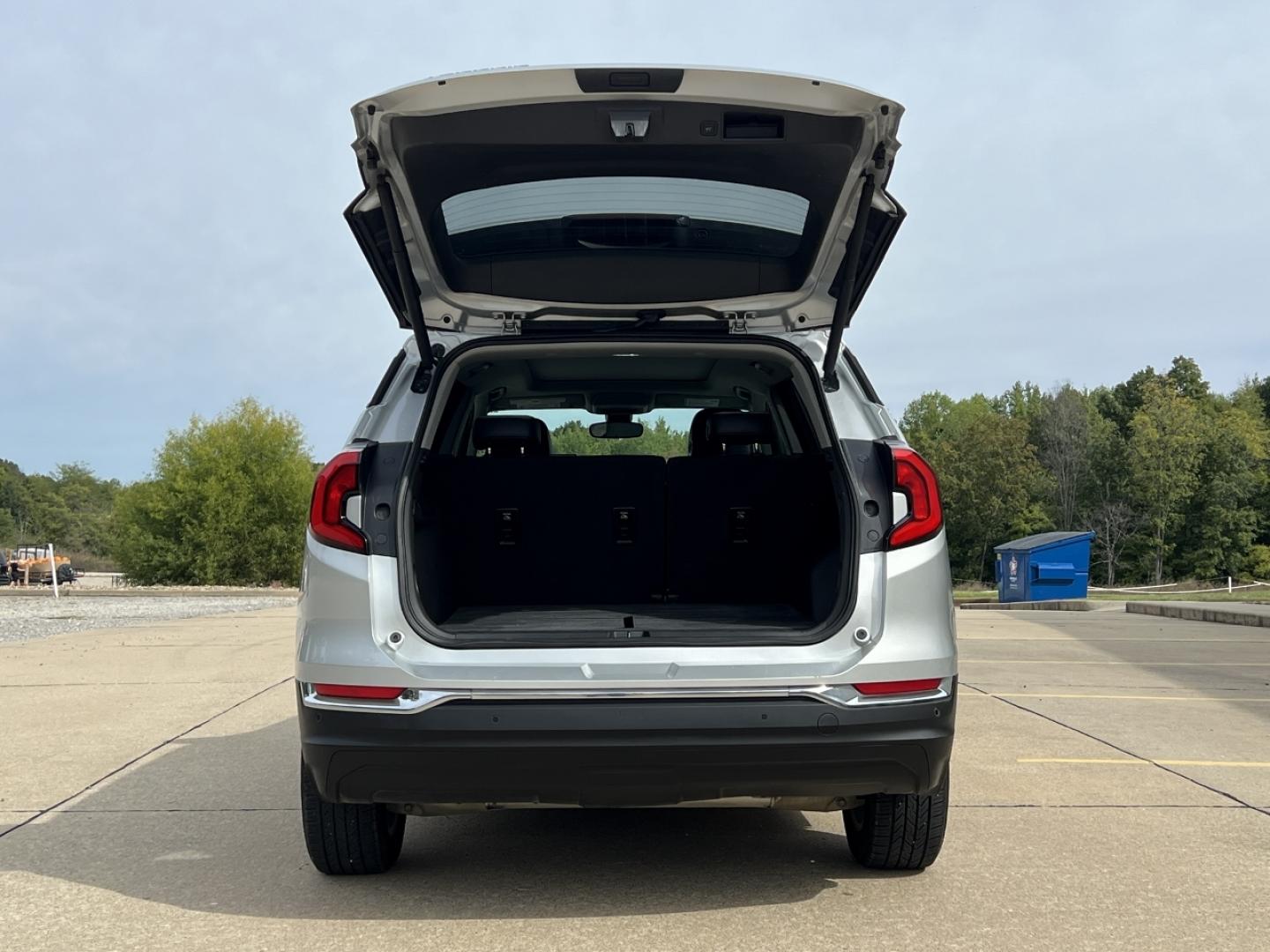 2018 SILVER /Gray Leather GMC Terrain SLT (3GKALPEV7JL) with an 1.4L 4 Cyl. TURBO engine, 6A transmission, located at 2990 Old Orchard Rd., Jackson, MO, 63755, 37.354214, -89.612106 - 2018 GMC Terrain SLT Only 55xxx miles Front Wheel Drive 1.5L 4 Cyl. Automatic Leather Navigation Power/Heated Seats Backup Camera Sunroof Bluetooth Remote Start Cruise Power Windows/Locks/Mirrors We have financing available and we accept trades! Fill out a credit application on our web - Photo#21