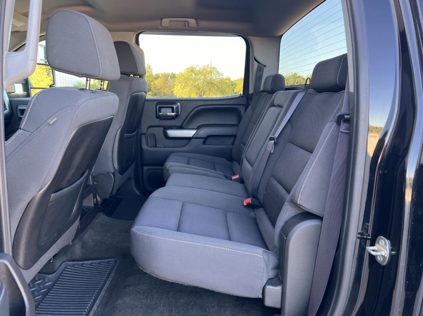 2015 BLACK /Black Cloth Chevrolet Silverado 2500HD LT Crew Cab Long Box 4WD (1GC1KVEG8FF) with an 6.0L V8 engine, Automatic transmission, located at 2990 Old Orchard Rd., Jackson, MO, 63755, 37.354214, -89.612106 - 2015 Chevrolet Silverado 2500HD LT 1-Owner Only 58xxx miles 4x4 6.0L V8 Automatic Backup Camera Power Driver Seat Bluetooth Remote Start Cruise Power Windows/Locks/Mirrors We have financing available and we accept trades! Fill out a credit application on our website or come by today! If - Photo#17