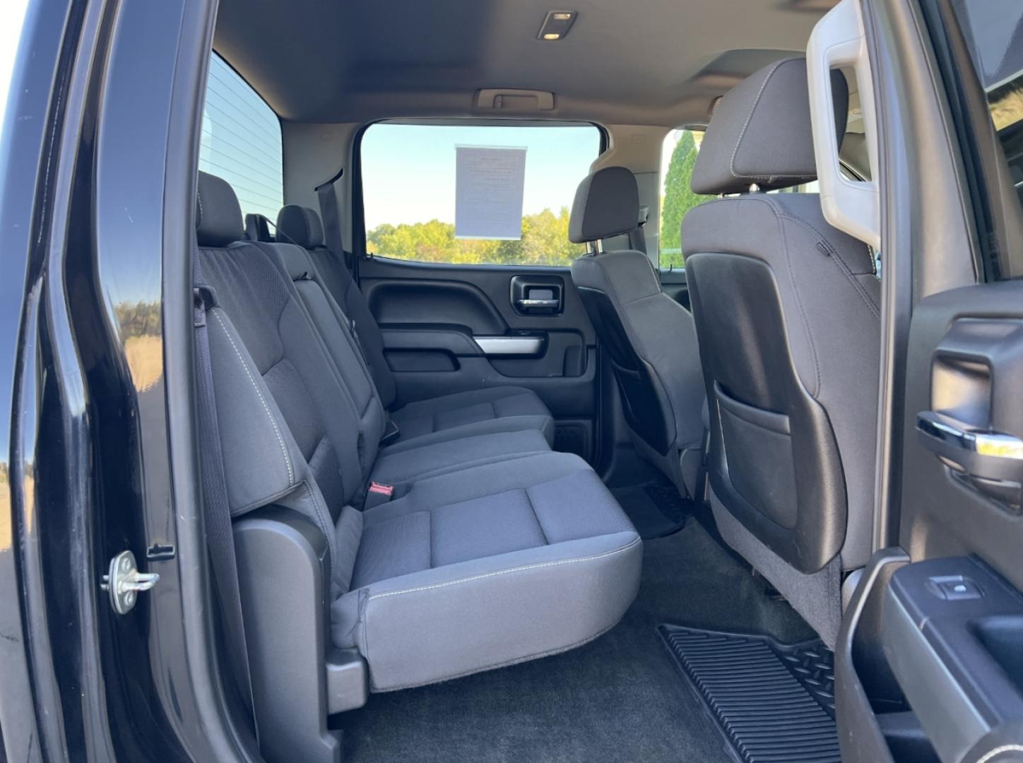 2015 BLACK /Black Cloth Chevrolet Silverado 2500HD LT Crew Cab Long Box 4WD (1GC1KVEG8FF) with an 6.0L V8 engine, Automatic transmission, located at 2990 Old Orchard Rd., Jackson, MO, 63755, 37.354214, -89.612106 - 2015 Chevrolet Silverado 2500HD LT 1-Owner Only 58xxx miles 4x4 6.0L V8 Automatic Backup Camera Power Driver Seat Bluetooth Remote Start Cruise Power Windows/Locks/Mirrors We have financing available and we accept trades! Fill out a credit application on our website or come by today! If - Photo#18