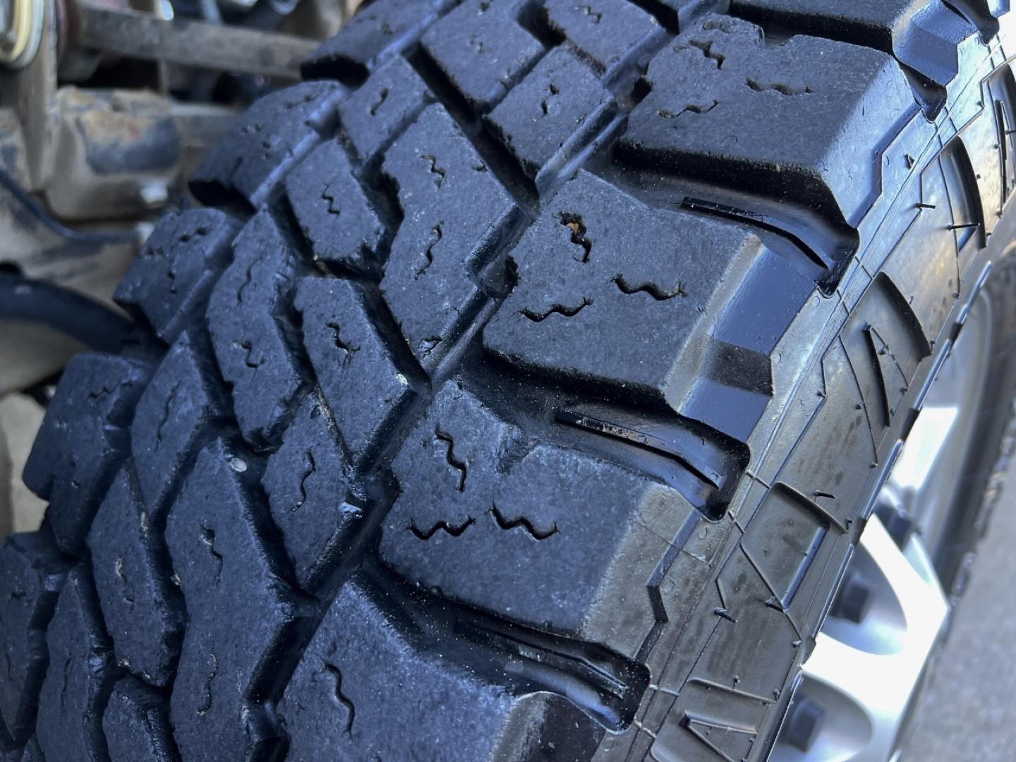 2015 BLACK /Black Cloth Chevrolet Silverado 2500HD LT Crew Cab Long Box 4WD (1GC1KVEG8FF) with an 6.0L V8 engine, Automatic transmission, located at 2990 Old Orchard Rd., Jackson, MO, 63755, 37.354214, -89.612106 - 2015 Chevrolet Silverado 2500HD LT 1-Owner Only 58xxx miles 4x4 6.0L V8 Automatic Backup Camera Power Driver Seat Bluetooth Remote Start Cruise Power Windows/Locks/Mirrors We have financing available and we accept trades! Fill out a credit application on our website or come by today! If - Photo#31