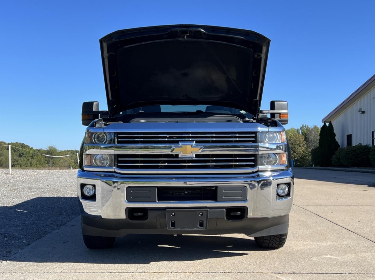 2015 BLACK /Black Cloth Chevrolet Silverado 2500HD LT Crew Cab Long Box 4WD (1GC1KVEG8FF) with an 6.0L V8 engine, Automatic transmission, located at 2990 Old Orchard Rd., Jackson, MO, 63755, 37.354214, -89.612106 - 2015 Chevrolet Silverado 2500HD LT 1-Owner Only 58xxx miles 4x4 6.0L V8 Automatic Backup Camera Power Driver Seat Bluetooth Remote Start Cruise Power Windows/Locks/Mirrors We have financing available and we accept trades! Fill out a credit application on our website or come by today! If - Photo#43