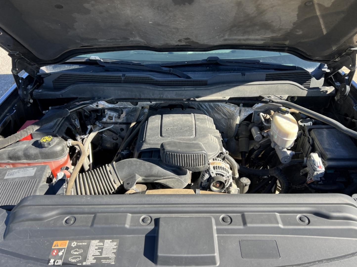 2015 BLACK /Black Cloth Chevrolet Silverado 2500HD LT Crew Cab Long Box 4WD (1GC1KVEG8FF) with an 6.0L V8 engine, Automatic transmission, located at 2990 Old Orchard Rd., Jackson, MO, 63755, 37.354214, -89.612106 - 2015 Chevrolet Silverado 2500HD LT 1-Owner Only 58xxx miles 4x4 6.0L V8 Automatic Backup Camera Power Driver Seat Bluetooth Remote Start Cruise Power Windows/Locks/Mirrors We have financing available and we accept trades! Fill out a credit application on our website or come by today! If - Photo#29