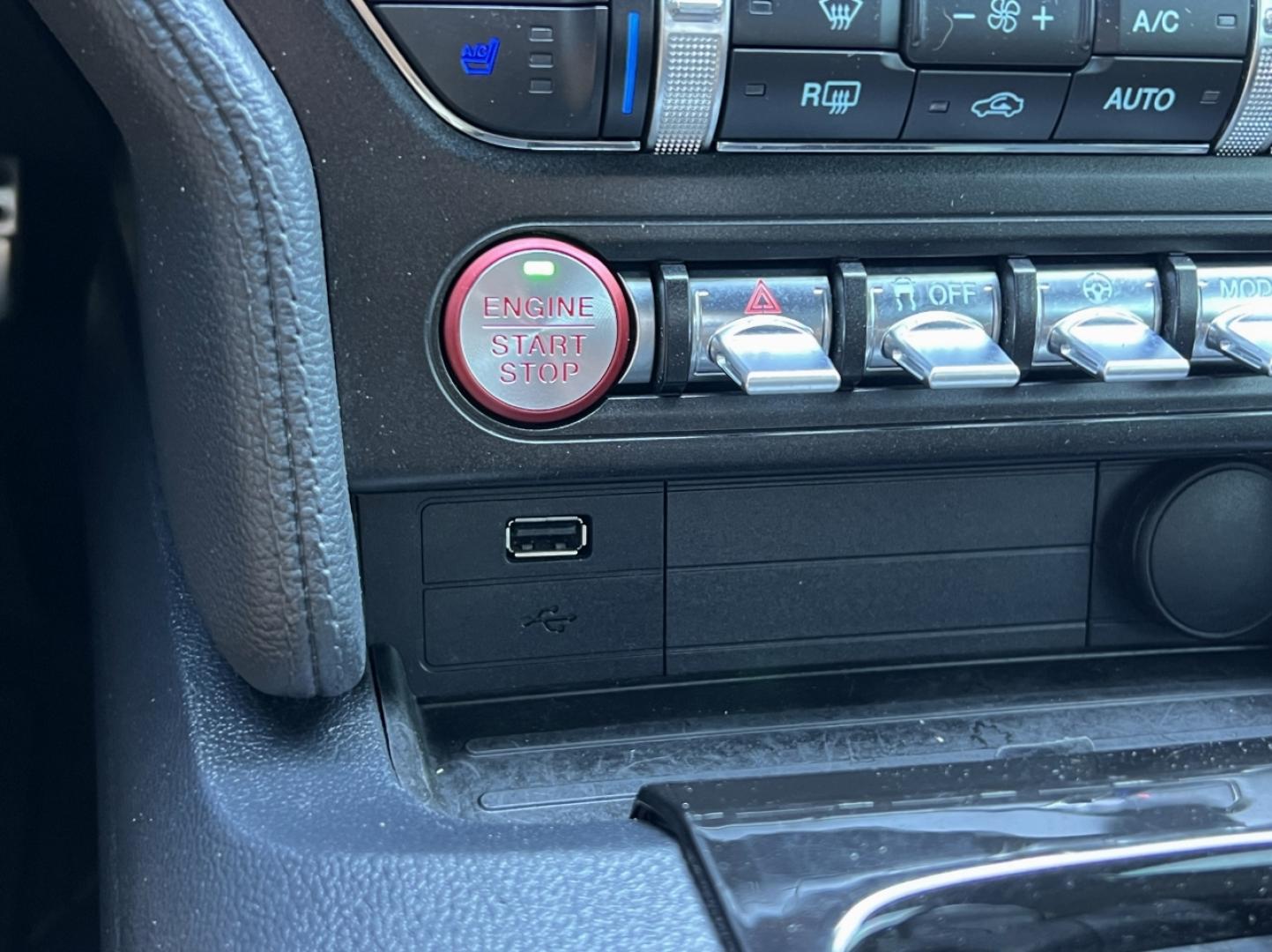 2022 BLUE /Black Leather Ford Mustang EcoBoost Premium Convertible (1FATP8UH4N5) with an 2.3L 4 Cyl. engine, Automatic transmission, located at 506 S. Kingshighway, Cape Girardeau, MO, 63703, (573) 235-5000, 37.294991, -89.553635 - 2022 Ford Mustang Ecoboost Premium 59xxx miles Rear Wheel Drive 2.3L 4 Cyl. Automatic Leather Power/Heated/Cooled Seats Backup Camera Bluetooth Remote Start Cruise Power Windows/Locks/Mirrors We have financing available and we accept trades! Fill out a credit application on our website o - Photo#26