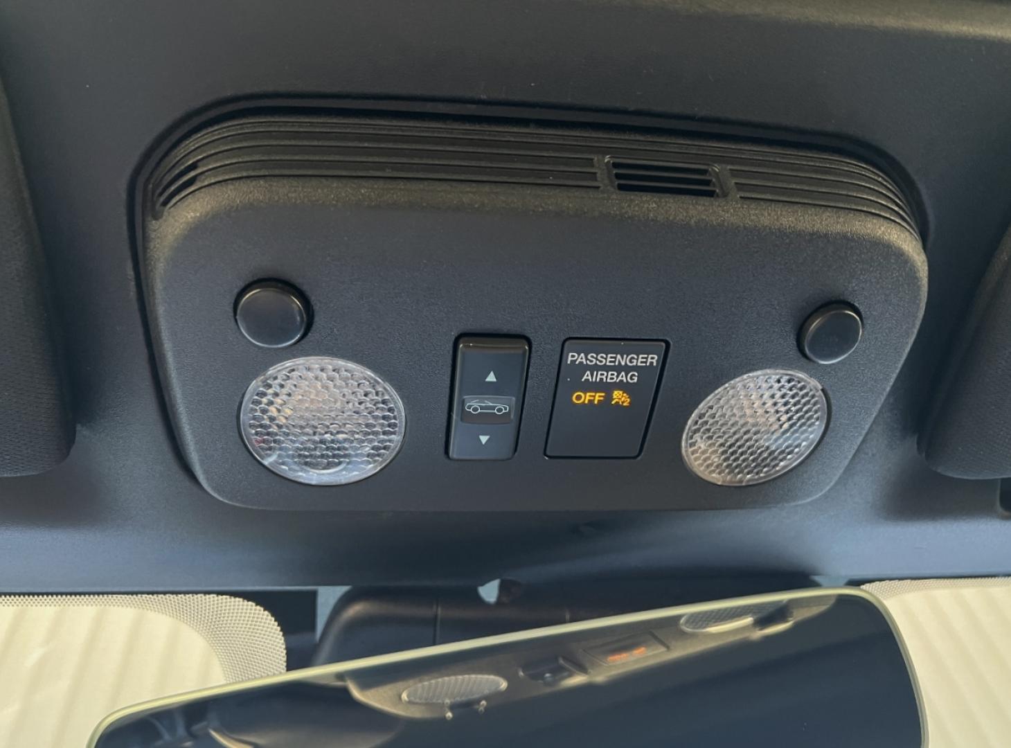 2022 BLUE /Black Leather Ford Mustang EcoBoost Premium Convertible (1FATP8UH4N5) with an 2.3L 4 Cyl. engine, Automatic transmission, located at 506 S. Kingshighway, Cape Girardeau, MO, 63703, (573) 235-5000, 37.294991, -89.553635 - 2022 Ford Mustang Ecoboost Premium 59xxx miles Rear Wheel Drive 2.3L 4 Cyl. Automatic Leather Power/Heated/Cooled Seats Backup Camera Bluetooth Remote Start Cruise Power Windows/Locks/Mirrors We have financing available and we accept trades! Fill out a credit application on our website o - Photo#32