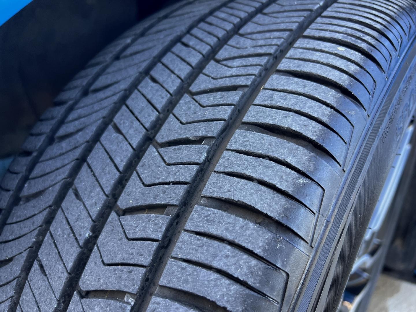 2022 BLUE /Black Leather Ford Mustang EcoBoost Premium Convertible (1FATP8UH4N5) with an 2.3L 4 Cyl. engine, Automatic transmission, located at 506 S. Kingshighway, Cape Girardeau, MO, 63703, (573) 235-5000, 37.294991, -89.553635 - 2022 Ford Mustang Ecoboost Premium 59xxx miles Rear Wheel Drive 2.3L 4 Cyl. Automatic Leather Power/Heated/Cooled Seats Backup Camera Bluetooth Remote Start Cruise Power Windows/Locks/Mirrors We have financing available and we accept trades! Fill out a credit application on our website o - Photo#36