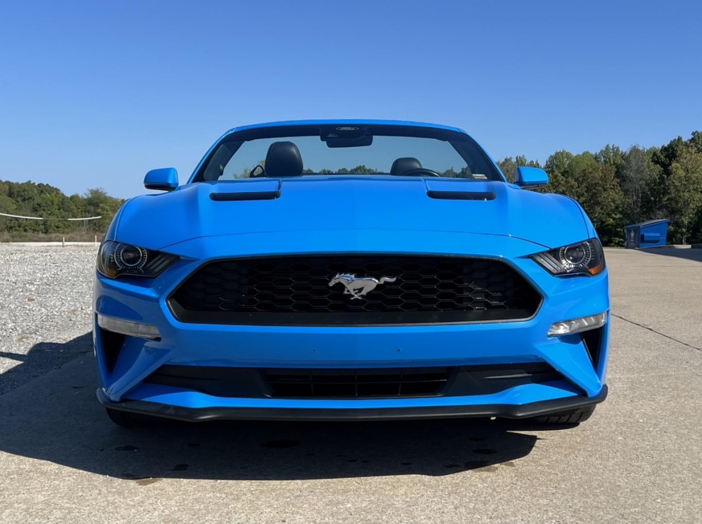 2022 BLUE /Black Leather Ford Mustang EcoBoost Premium Convertible (1FATP8UH4N5) with an 2.3L 4 Cyl. engine, Automatic transmission, located at 506 S. Kingshighway, Cape Girardeau, MO, 63703, (573) 235-5000, 37.294991, -89.553635 - 2022 Ford Mustang Ecoboost Premium 59xxx miles Rear Wheel Drive 2.3L 4 Cyl. Automatic Leather Power/Heated/Cooled Seats Backup Camera Bluetooth Remote Start Cruise Power Windows/Locks/Mirrors We have financing available and we accept trades! Fill out a credit application on our website o - Photo#12