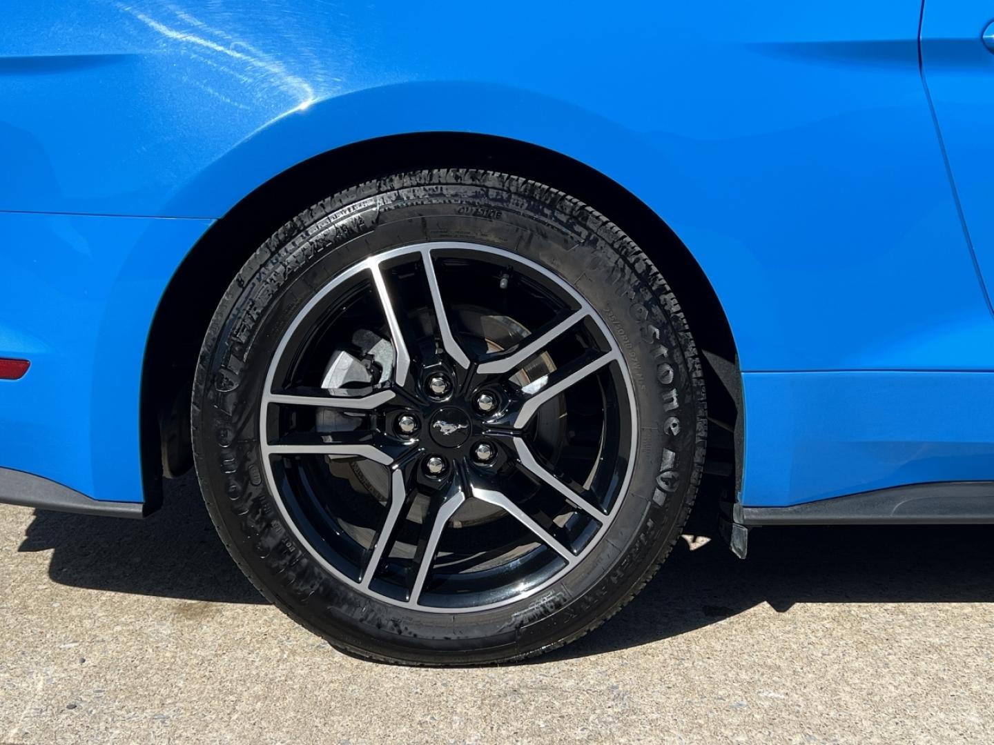 2022 BLUE /Black Leather Ford Mustang EcoBoost Premium Convertible (1FATP8UH4N5) with an 2.3L 4 Cyl. engine, Automatic transmission, located at 506 S. Kingshighway, Cape Girardeau, MO, 63703, (573) 235-5000, 37.294991, -89.553635 - 2022 Ford Mustang Ecoboost Premium 59xxx miles Rear Wheel Drive 2.3L 4 Cyl. Automatic Leather Power/Heated/Cooled Seats Backup Camera Bluetooth Remote Start Cruise Power Windows/Locks/Mirrors We have financing available and we accept trades! Fill out a credit application on our website o - Photo#39