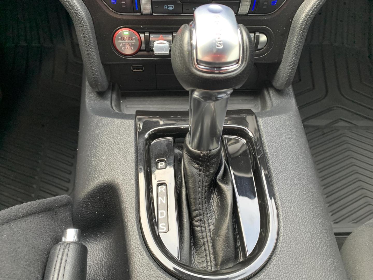 2022 BLUE /Black Leather Ford Mustang EcoBoost Premium Convertible (1FATP8UH4N5) with an 2.3L 4 Cyl. engine, Automatic transmission, located at 506 S. Kingshighway, Cape Girardeau, MO, 63703, (573) 235-5000, 37.294991, -89.553635 - 2022 Ford Mustang Ecoboost Premium 59xxx miles Rear Wheel Drive 2.3L 4 Cyl. Automatic Leather Power/Heated/Cooled Seats Backup Camera Bluetooth Remote Start Cruise Power Windows/Locks/Mirrors We have financing available and we accept trades! Fill out a credit application on our website o - Photo#33