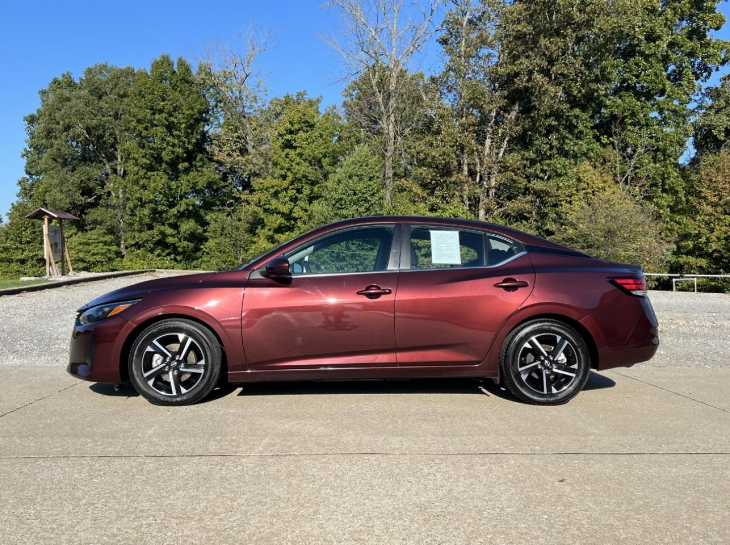 2024 BURGUNDY /Black Cloth Nissan Sentra SV (3N1AB8CV6RY) with an 2.0L 4 Cyl. engine, CVT transmission, located at 2990 Old Orchard Rd., Jackson, MO, 63755, 37.354214, -89.612106 - 2024 Nissan Sentra SV 1-Owner 88xxx miles Front Wheel Drive 2.0L 4 Cyl. Automatic Backup Camera Bluetooth Cruise Power Windows/Locks/Mirrors We have financing available and we accept trades! Fill out a credit application on our website or come by today! If you have any questions, give us - Photo#4