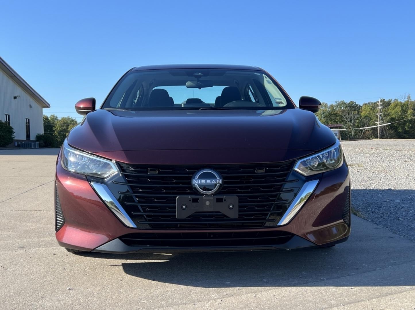 2024 BURGUNDY /Black Cloth Nissan Sentra SV (3N1AB8CV6RY) with an 2.0L 4 Cyl. engine, CVT transmission, located at 2990 Old Orchard Rd., Jackson, MO, 63755, 37.354214, -89.612106 - 2024 Nissan Sentra SV 1-Owner 88xxx miles Front Wheel Drive 2.0L 4 Cyl. Automatic Backup Camera Bluetooth Cruise Power Windows/Locks/Mirrors We have financing available and we accept trades! Fill out a credit application on our website or come by today! If you have any questions, give us - Photo#9