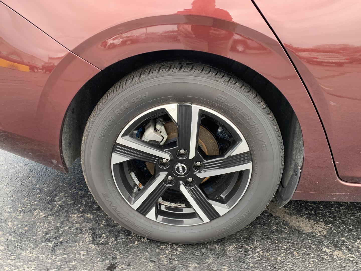 2024 BURGUNDY /Black Cloth Nissan Sentra SV (3N1AB8CV6RY) with an 2.0L 4 Cyl. engine, Automatic transmission, located at 506 S. Kingshighway, Cape Girardeau, MO, 63703, (573) 235-5000, 37.294991, -89.553635 - 2024 Nissan Sentra SV 1-Owner 88xxx miles Front Wheel Drive 2.0L 4 Cyl. Automatic Backup Camera Bluetooth Cruise Power Windows/Locks/Mirrors We have financing available and we accept trades! Fill out a credit application on our website or come by today! If you have any questions, give u - Photo#32