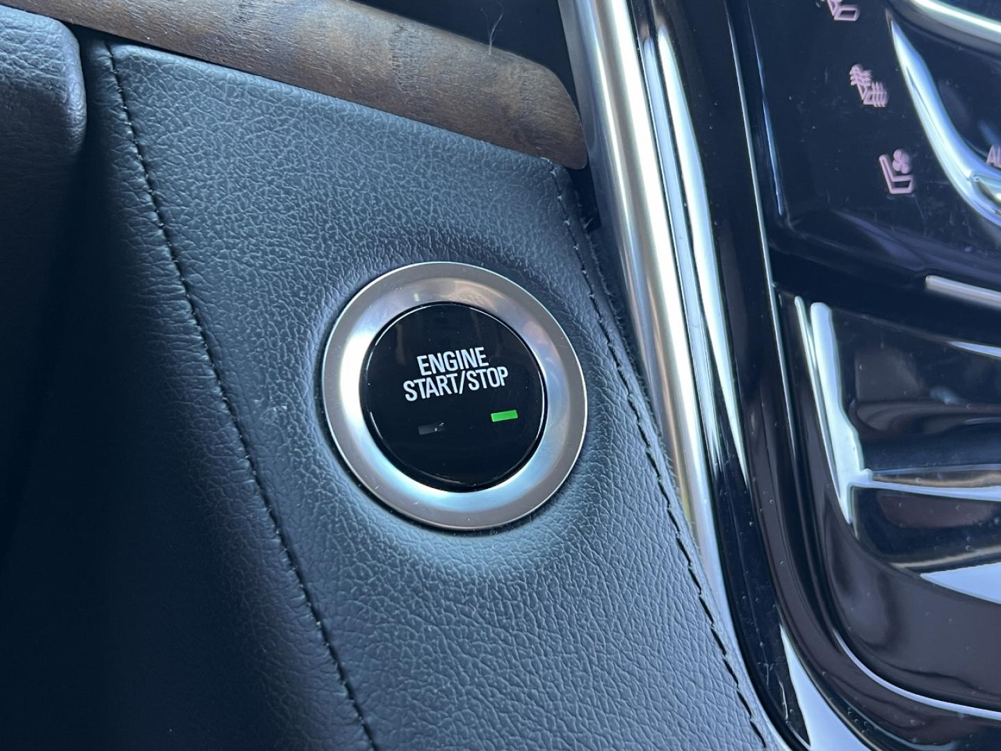 2019 WHITE /Brown Leather Cadillac Escalade Luxury 4WD (1GYS4BKJ8KR) with an 6.2L V8 engine, Automatic transmission, located at 2990 Old Orchard Rd., Jackson, MO, 63755, 37.354214, -89.612106 - 2019 Cadillac Escalade Luxury 135xxx miles 4 Wheel Drive 6.2L V8 Automatic Leather 3rd Row Navigation Rear Entertainment Backup Camera Power/Heated/Cooled Seats Heated Rear Seats Heated Steering Wheel Bluetooth Remote Start Head Up Display Cruise Power Windows/Locks/Mirrors We have - Photo#31