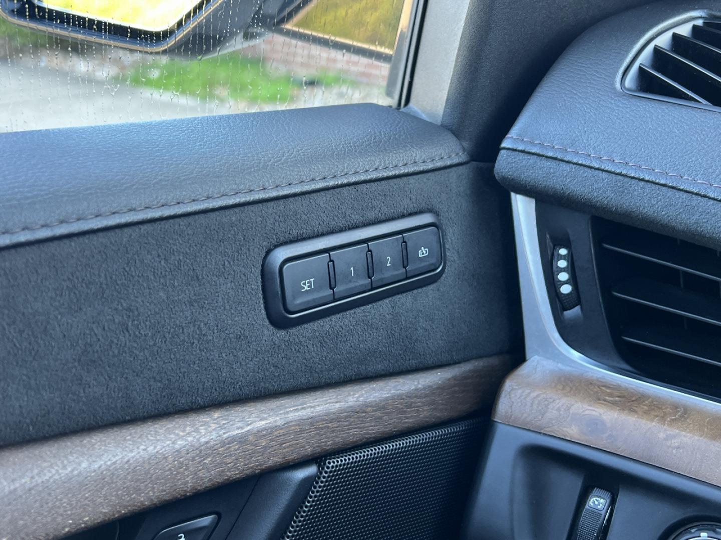 2019 WHITE /Brown Leather Cadillac Escalade Luxury 4WD (1GYS4BKJ8KR) with an 6.2L V8 engine, Automatic transmission, located at 2990 Old Orchard Rd., Jackson, MO, 63755, 37.354214, -89.612106 - 2019 Cadillac Escalade Luxury 135xxx miles 4 Wheel Drive 6.2L V8 Automatic Leather 3rd Row Navigation Rear Entertainment Backup Camera Power/Heated/Cooled Seats Heated Rear Seats Heated Steering Wheel Bluetooth Remote Start Head Up Display Cruise Power Windows/Locks/Mirrors We have - Photo#36